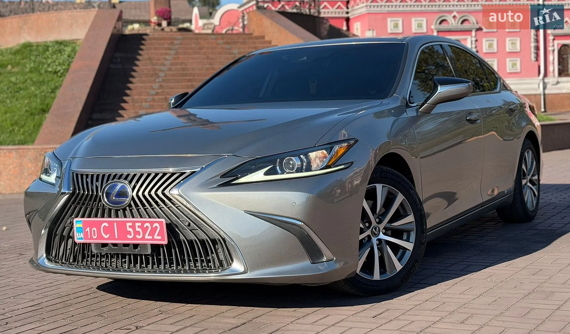 Lexus ES, 2019