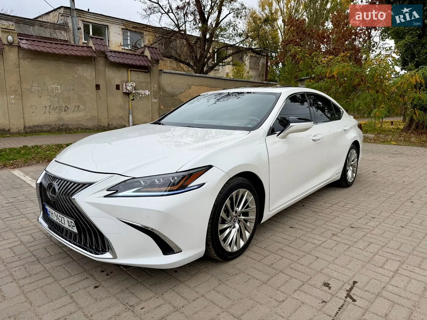 Lexus ES, 2021