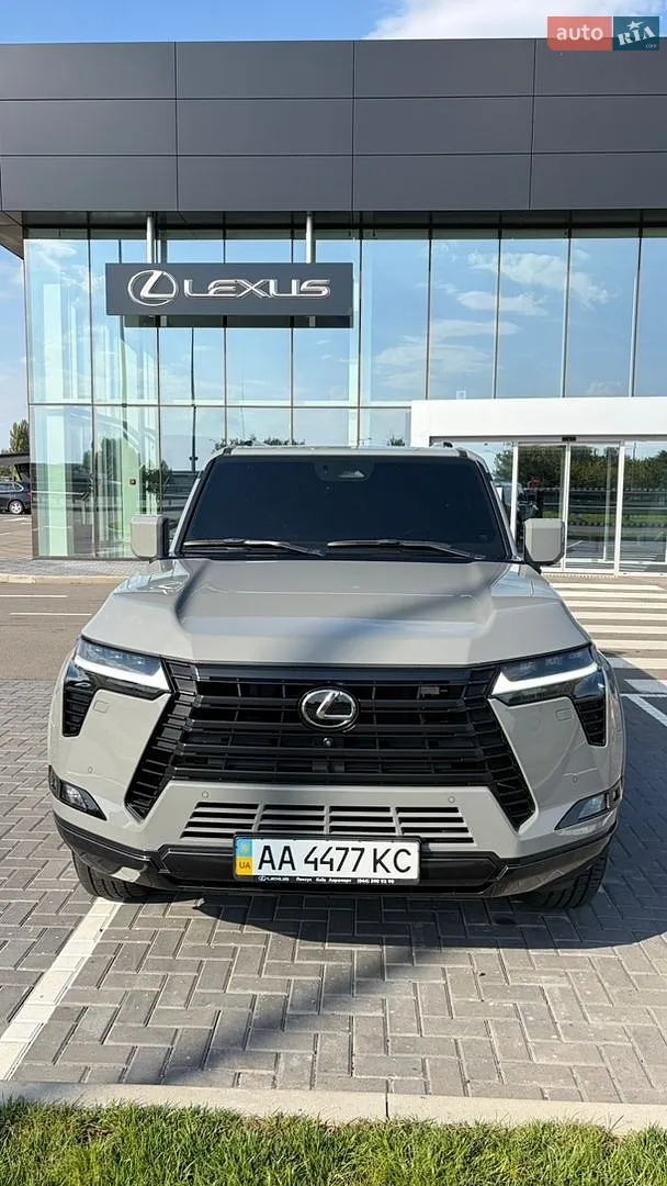Lexus GX, 2025