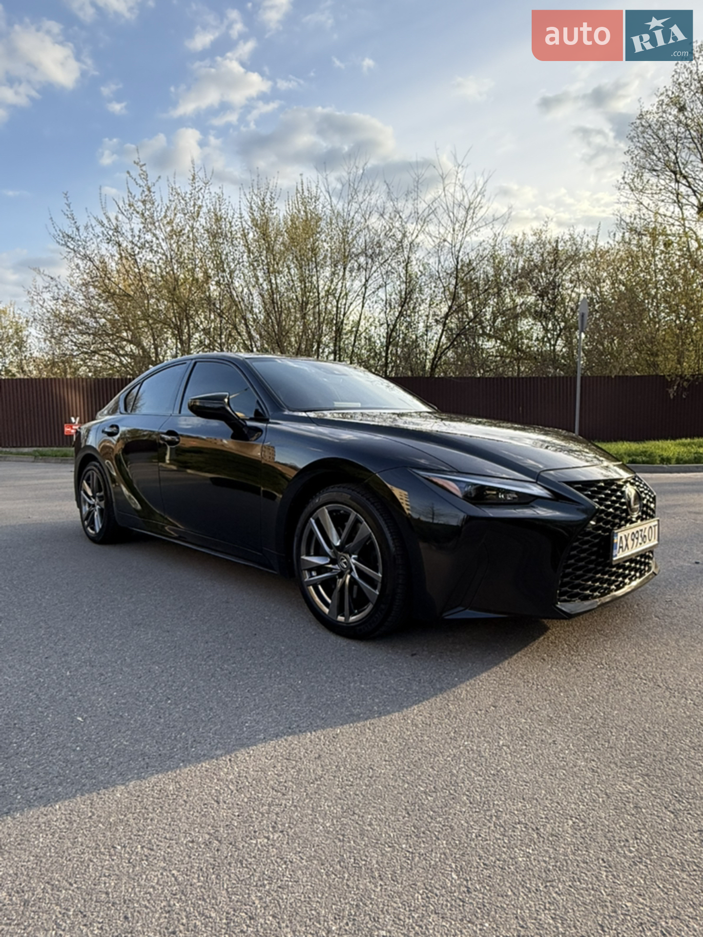 Lexus IS, 2021
