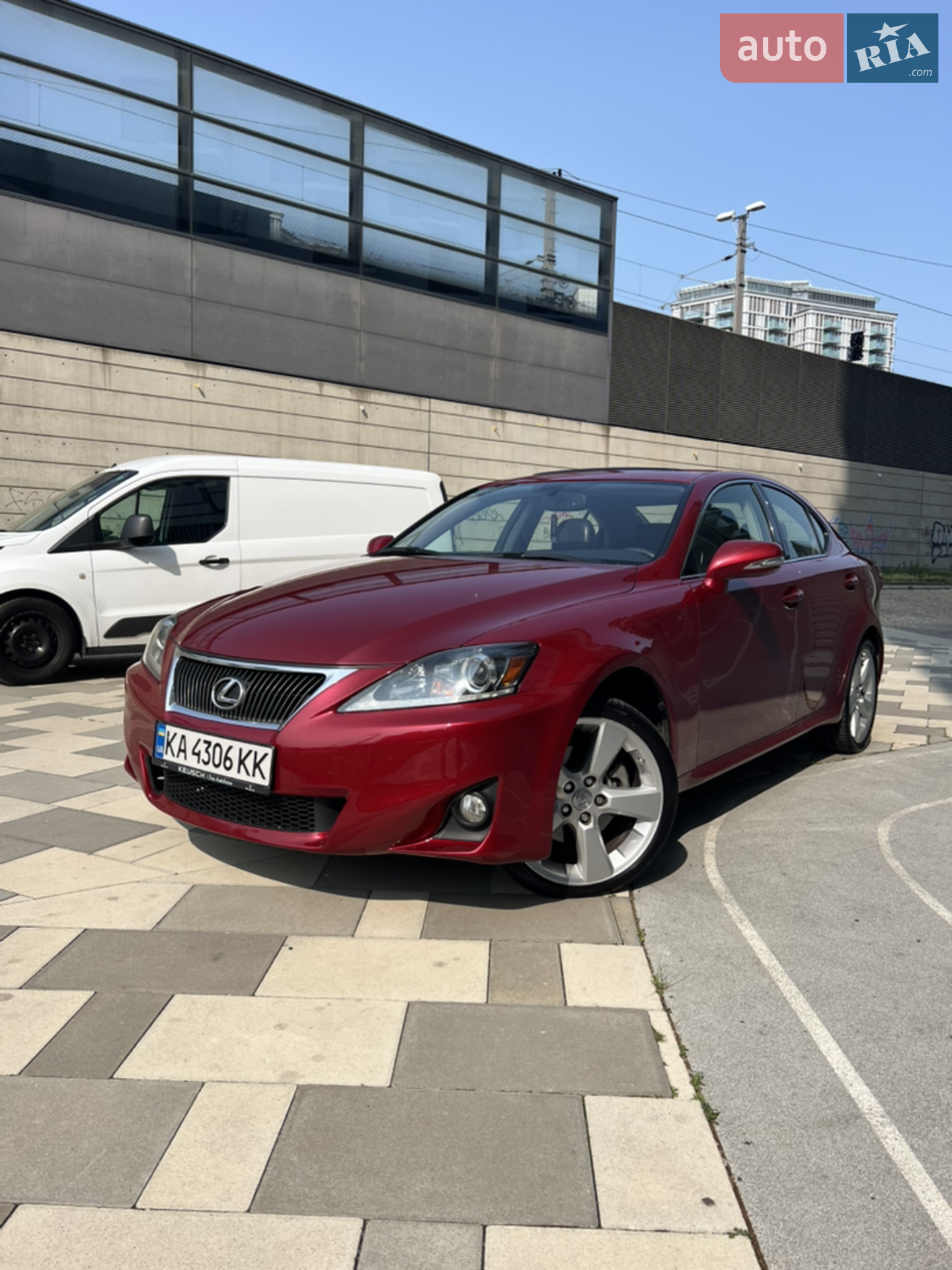Lexus IS, 2012