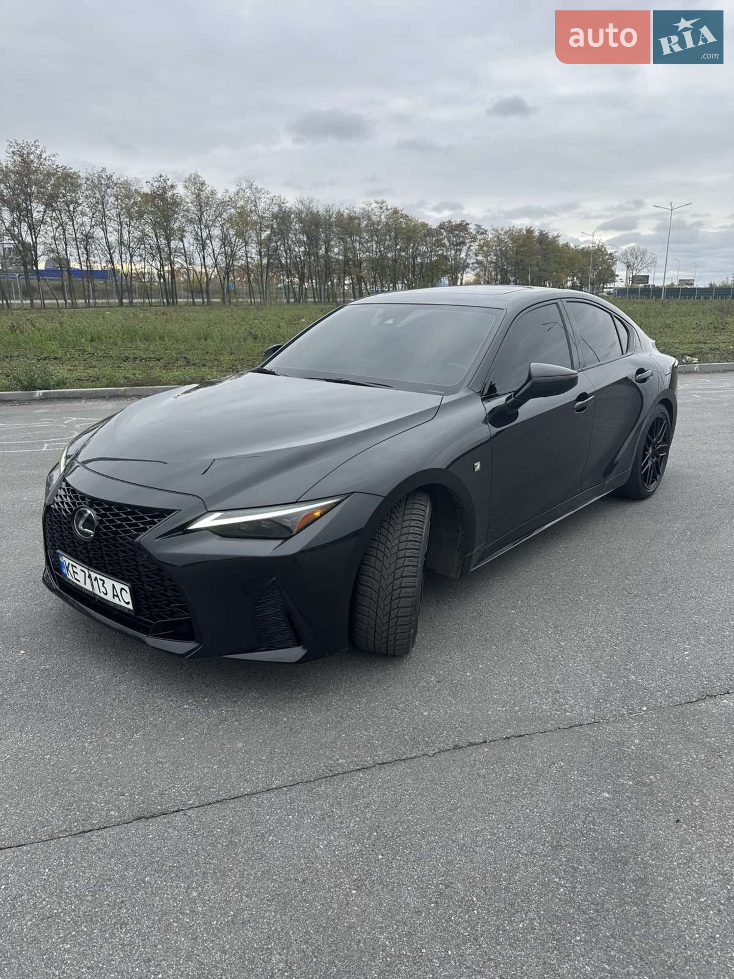 Lexus IS, 2022