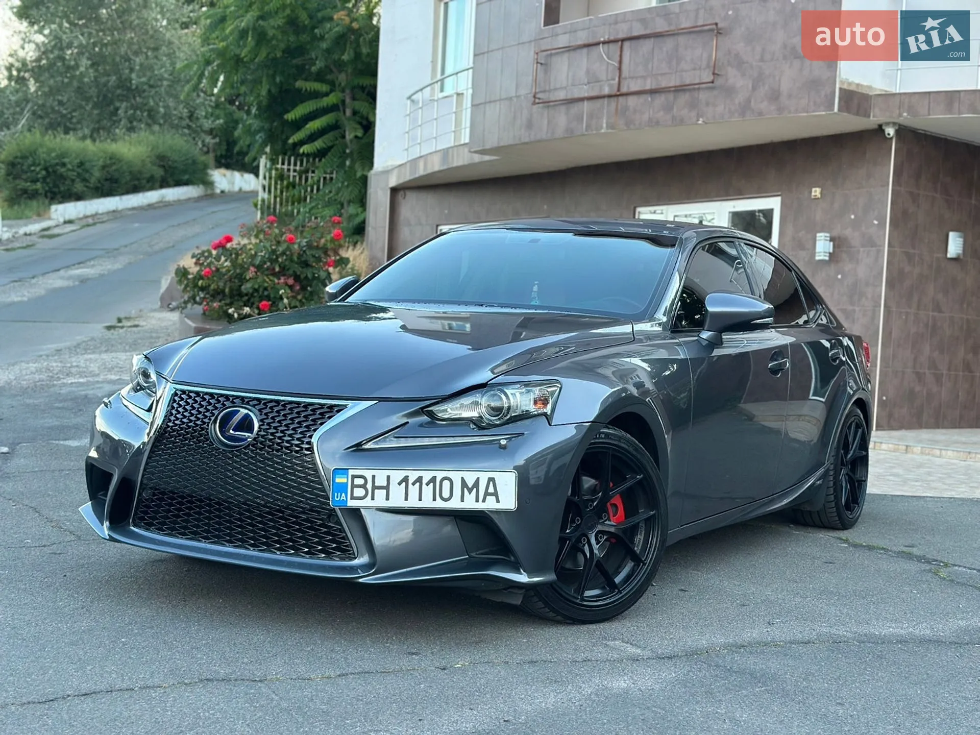 Lexus IS, 2014