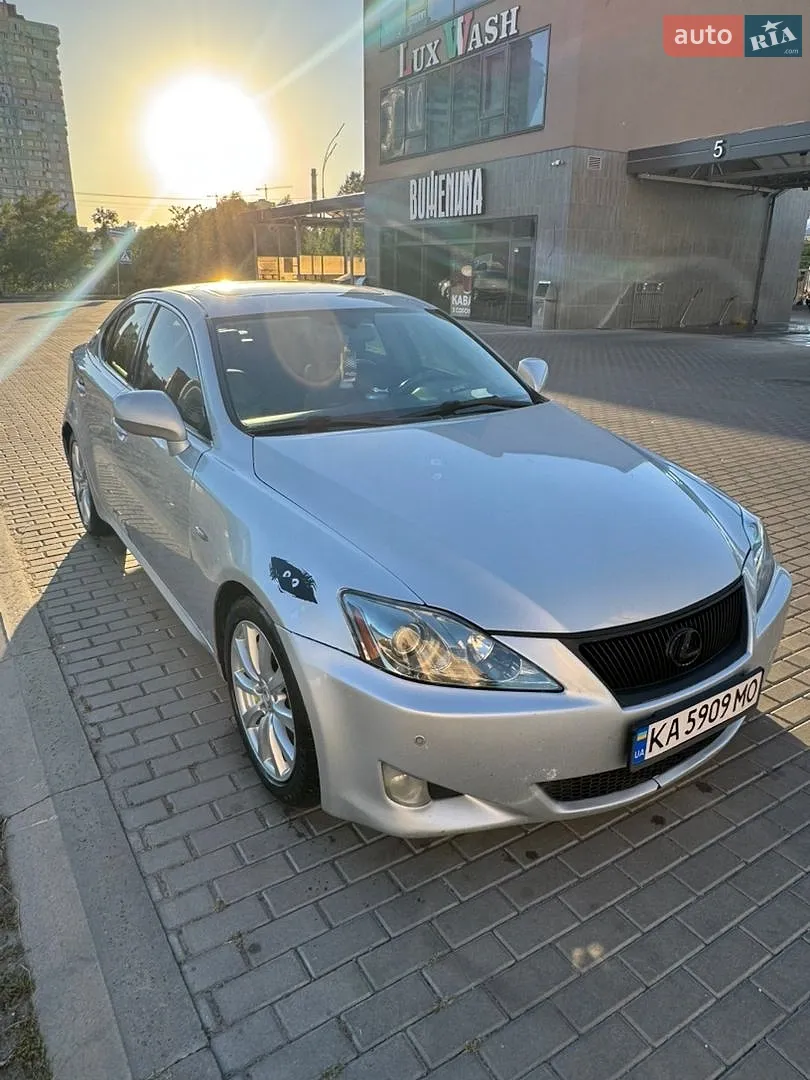 Lexus IS, 2007
