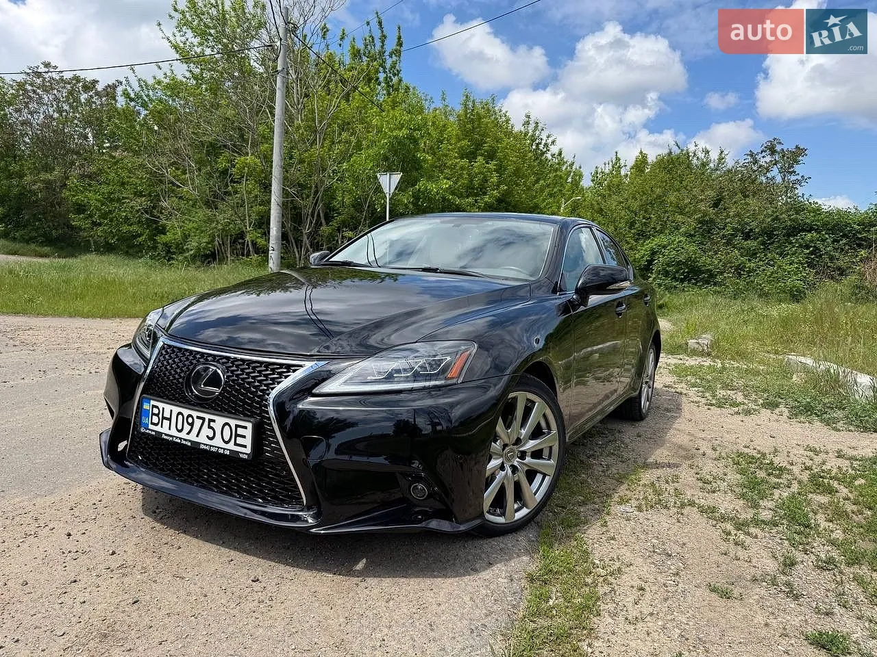 Lexus IS, 2012