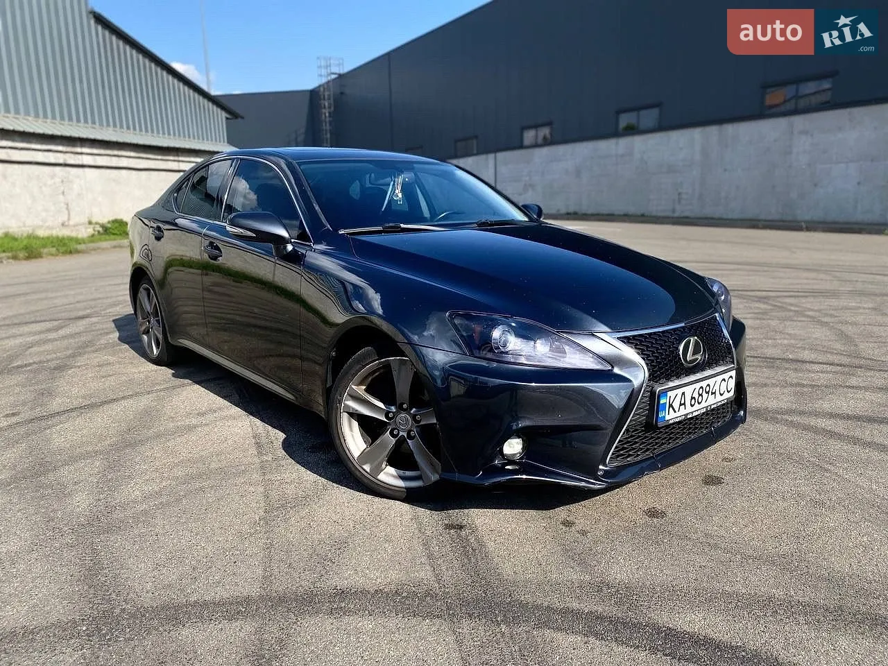 Lexus IS, 2011