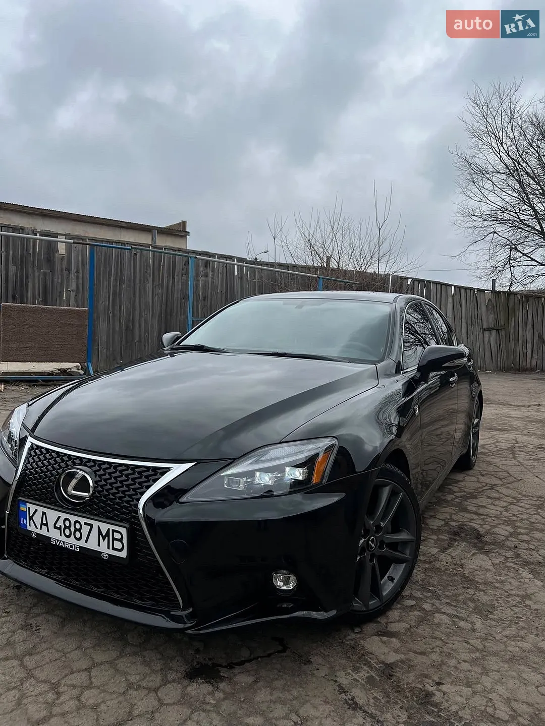 Lexus IS, 2013