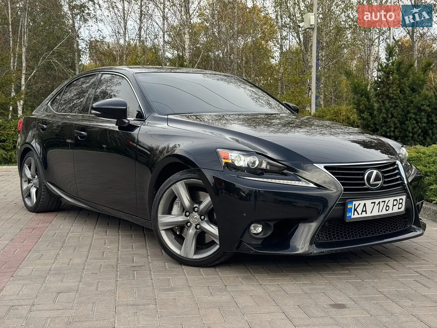 Lexus IS, 2015