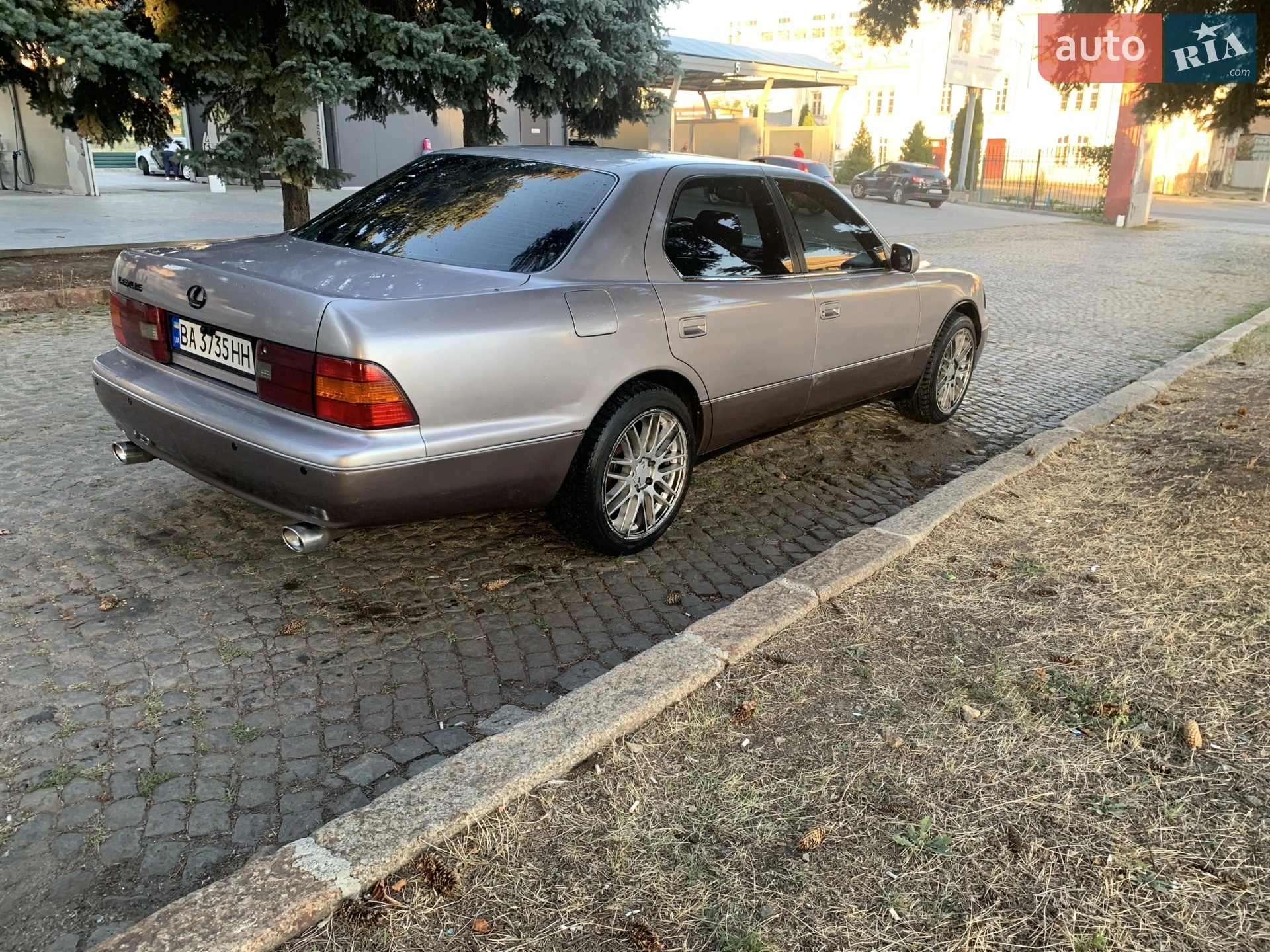 Lexus LS, 1999