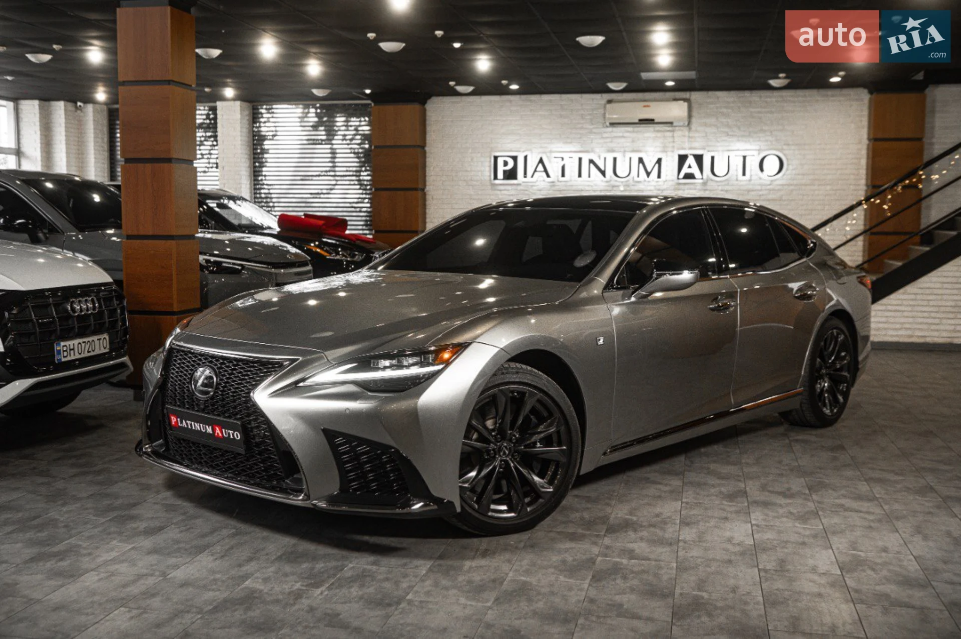 Lexus LS, 2021