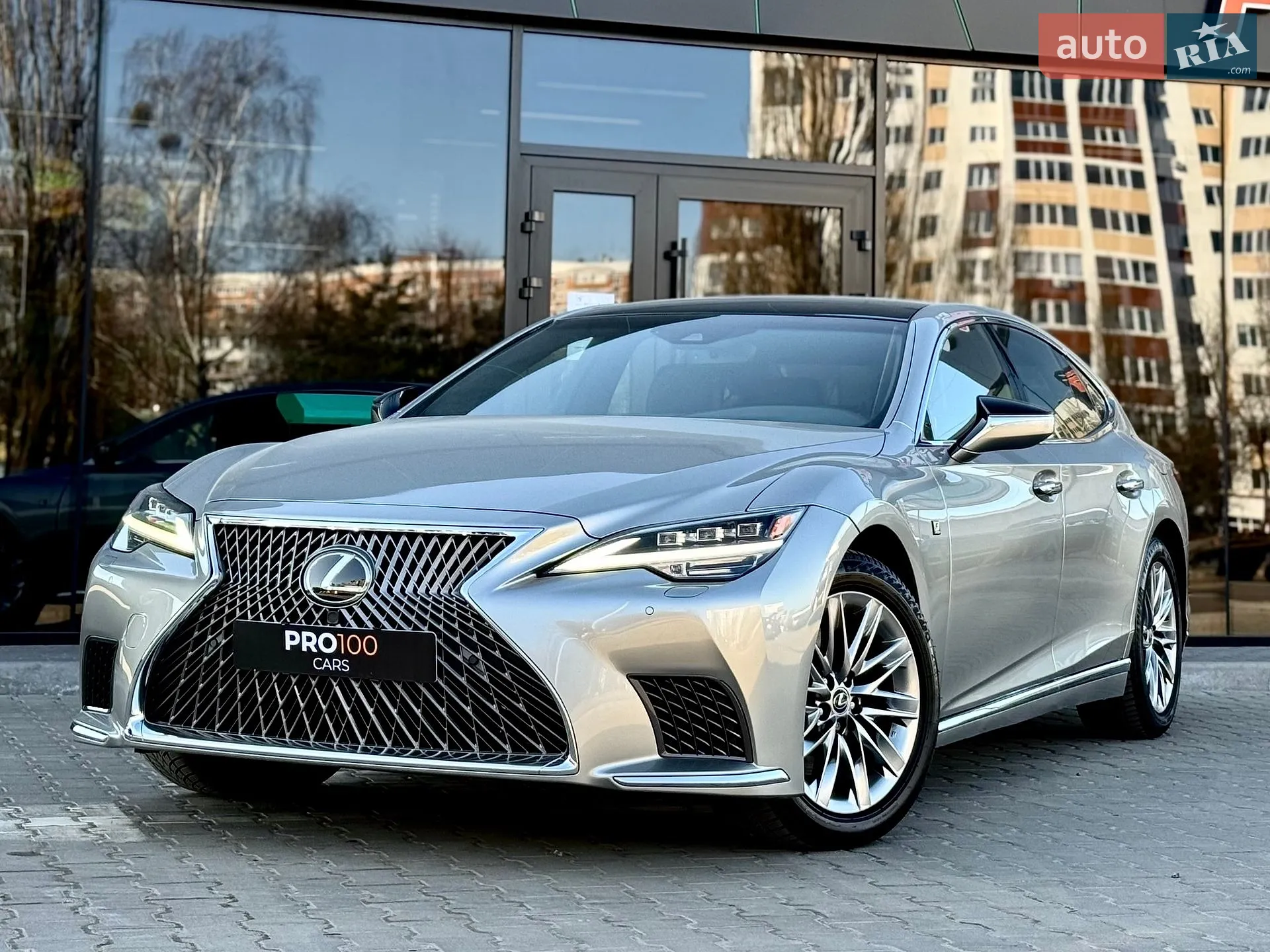 Lexus LS, 2020