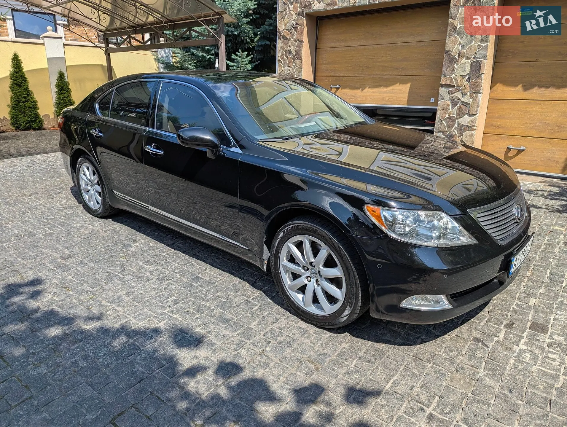 Lexus LS, 2008