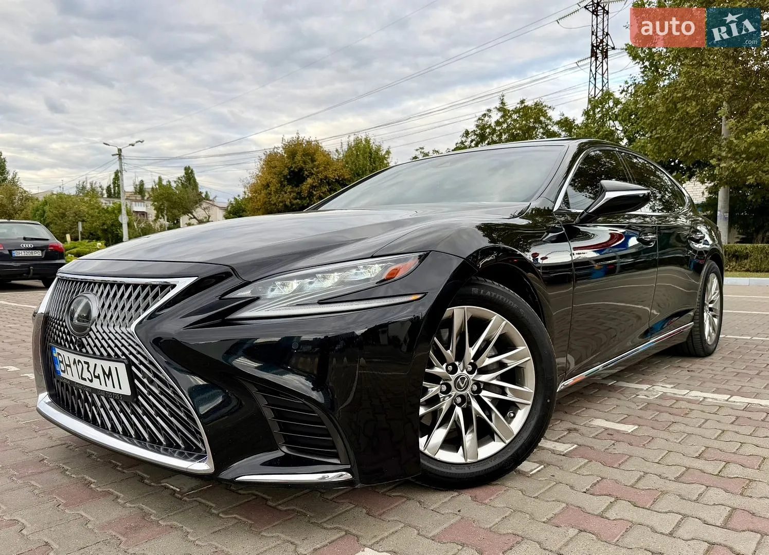 Lexus LS, 2018