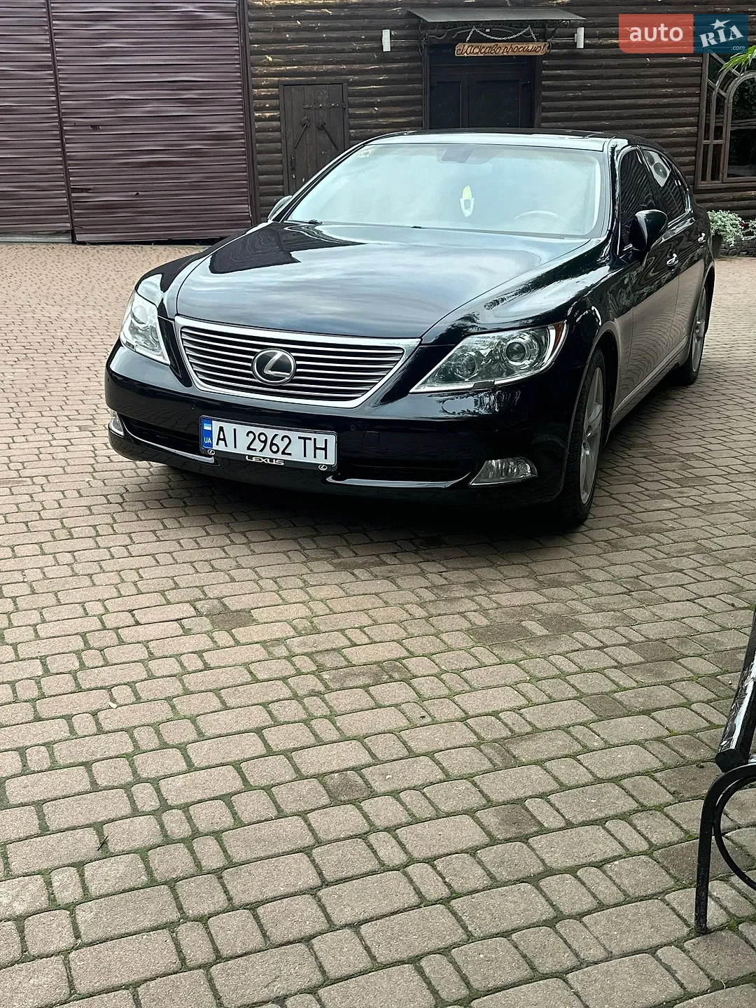 Lexus LS, 2008