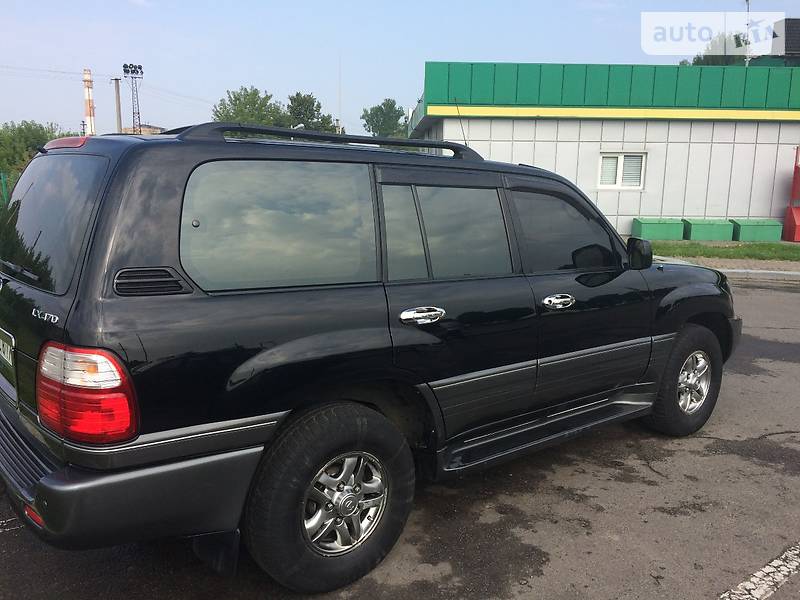 Lexus LX, 2001