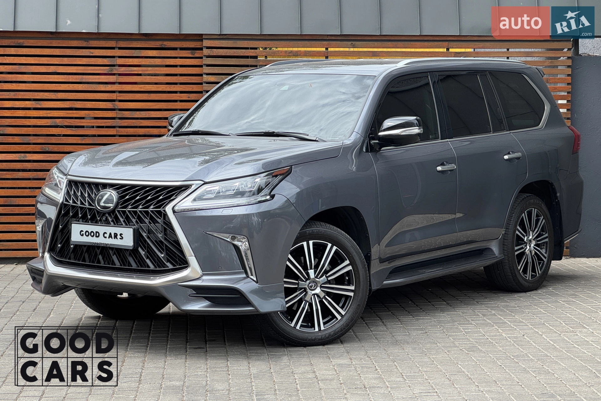 Lexus LX, 2020