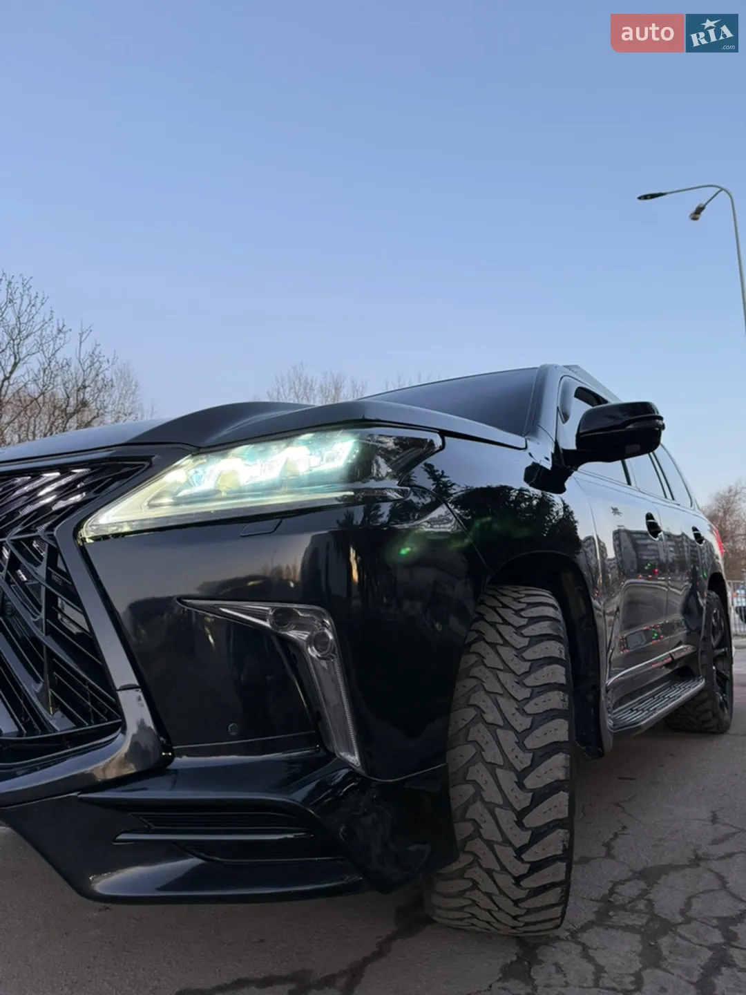 Lexus LX, 2008