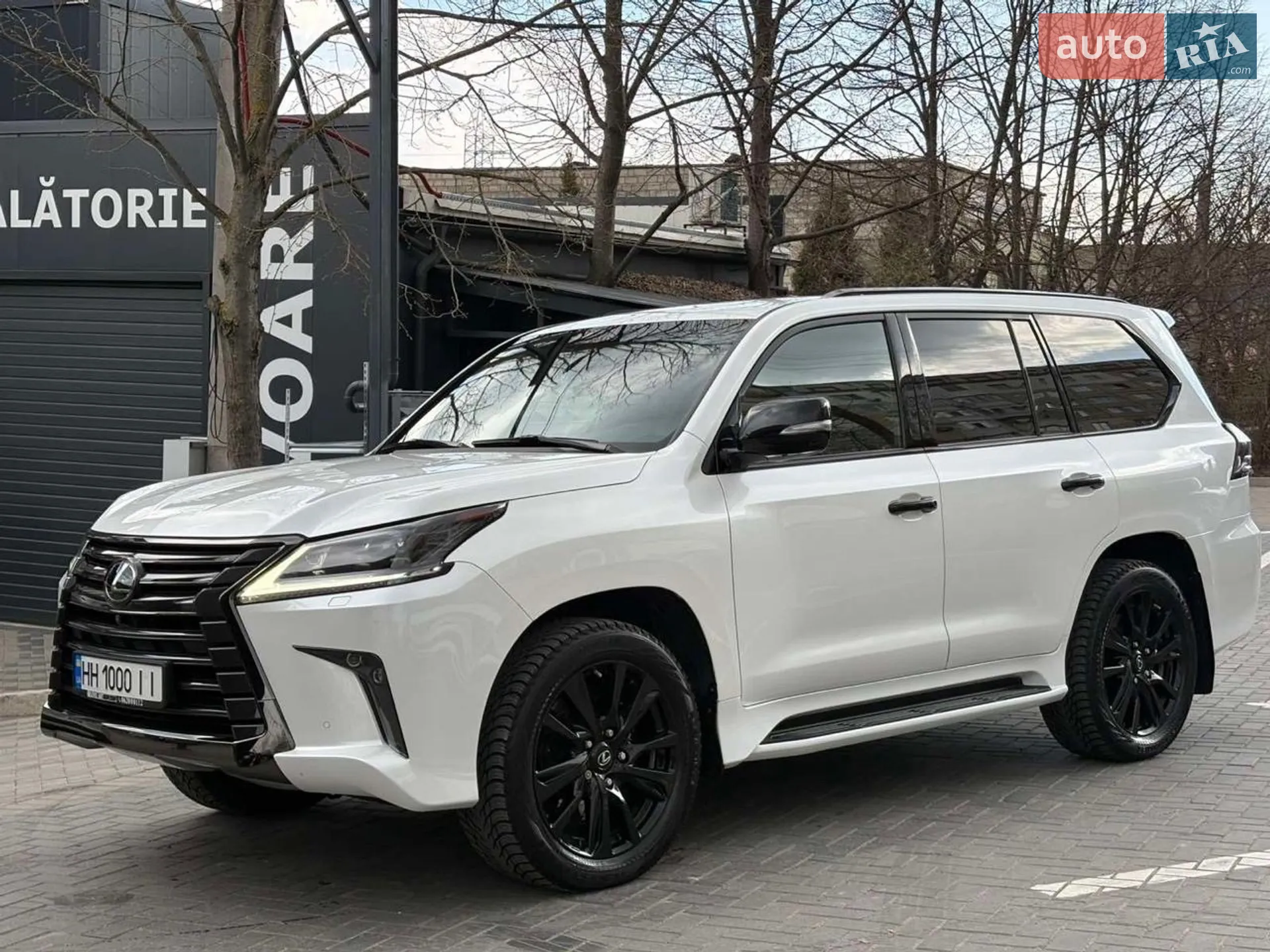 Lexus LX, 2019