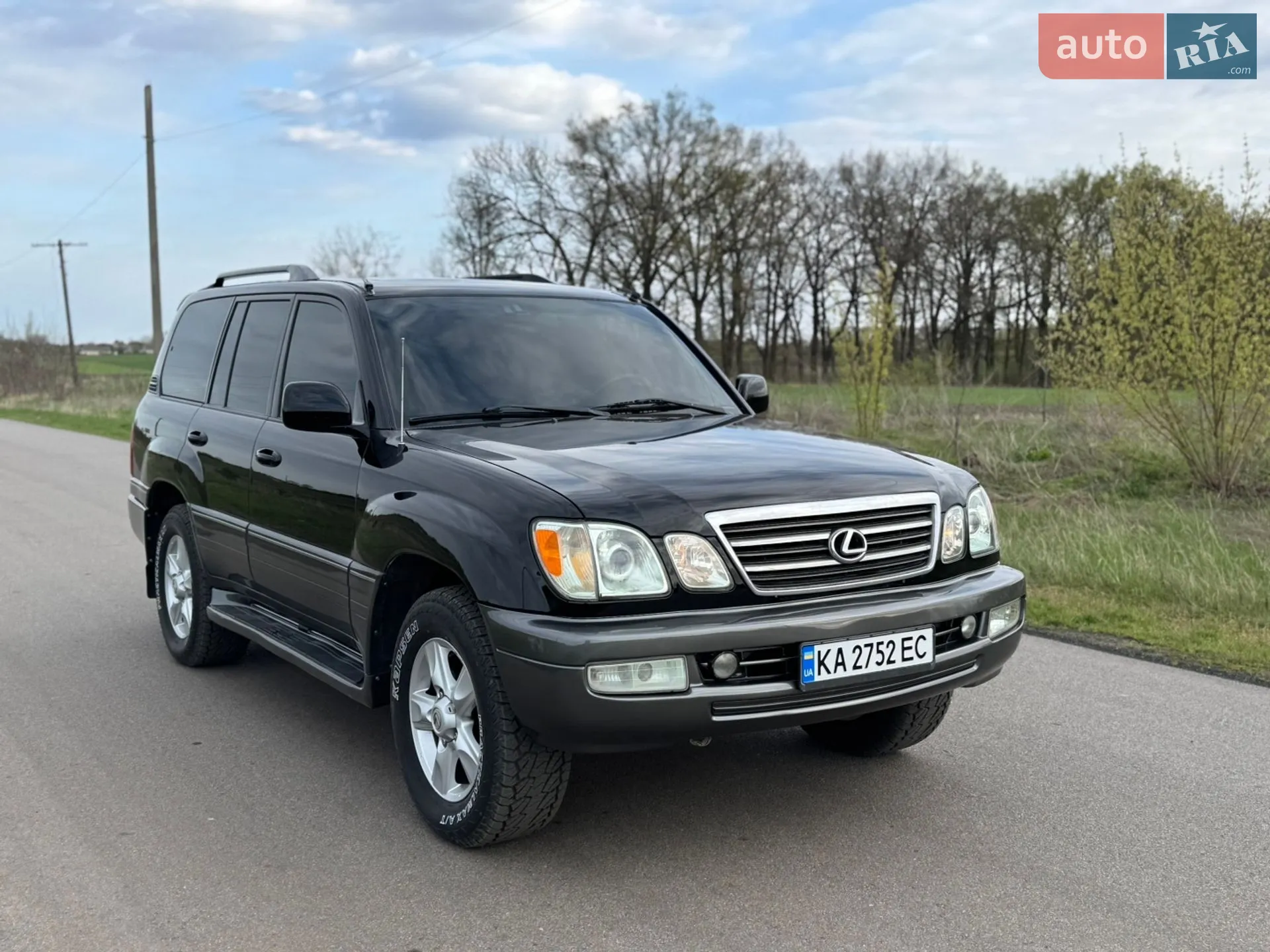 Lexus LX, 2004