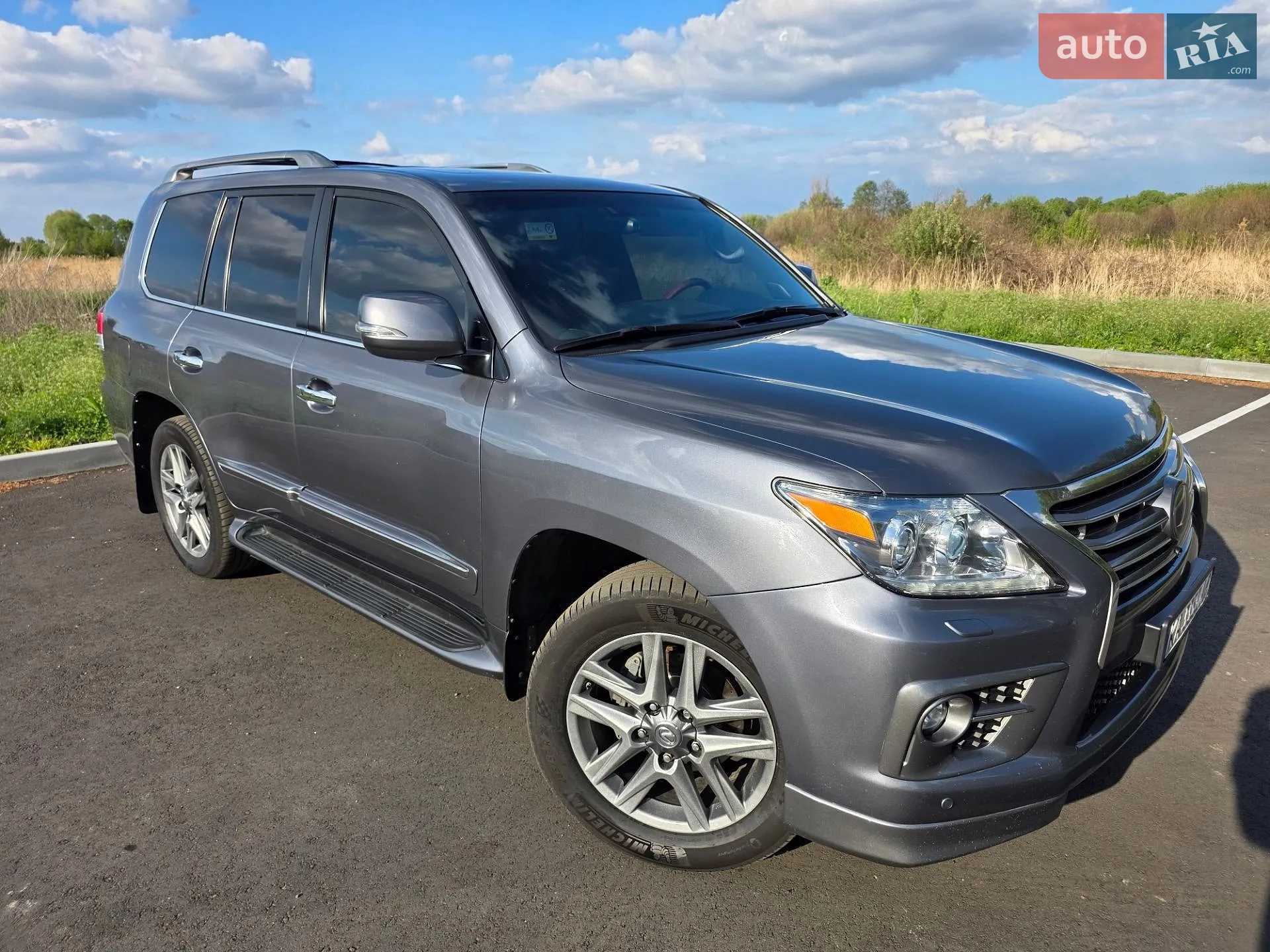 Lexus LX, 2014