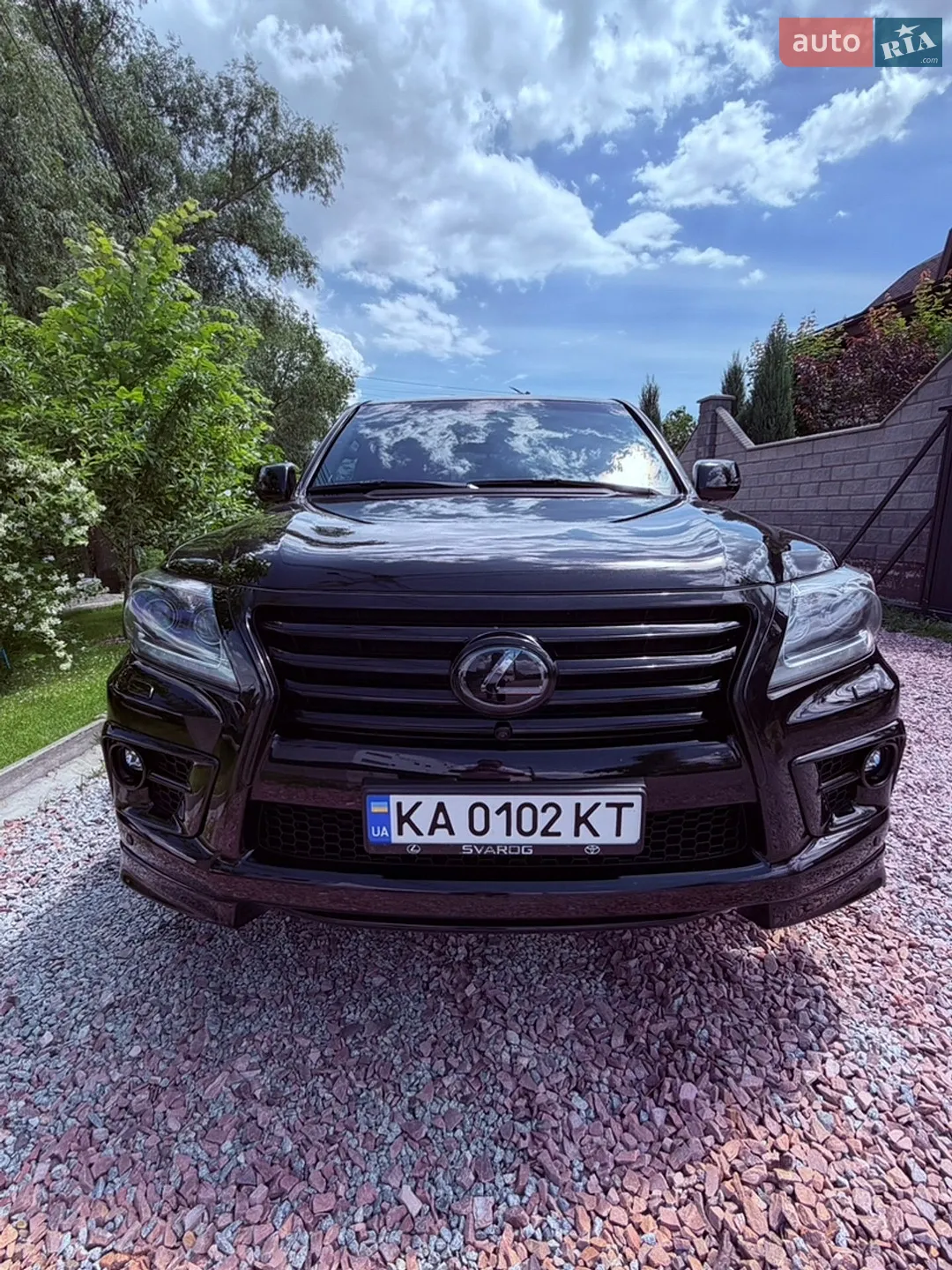 Lexus LX, 2015