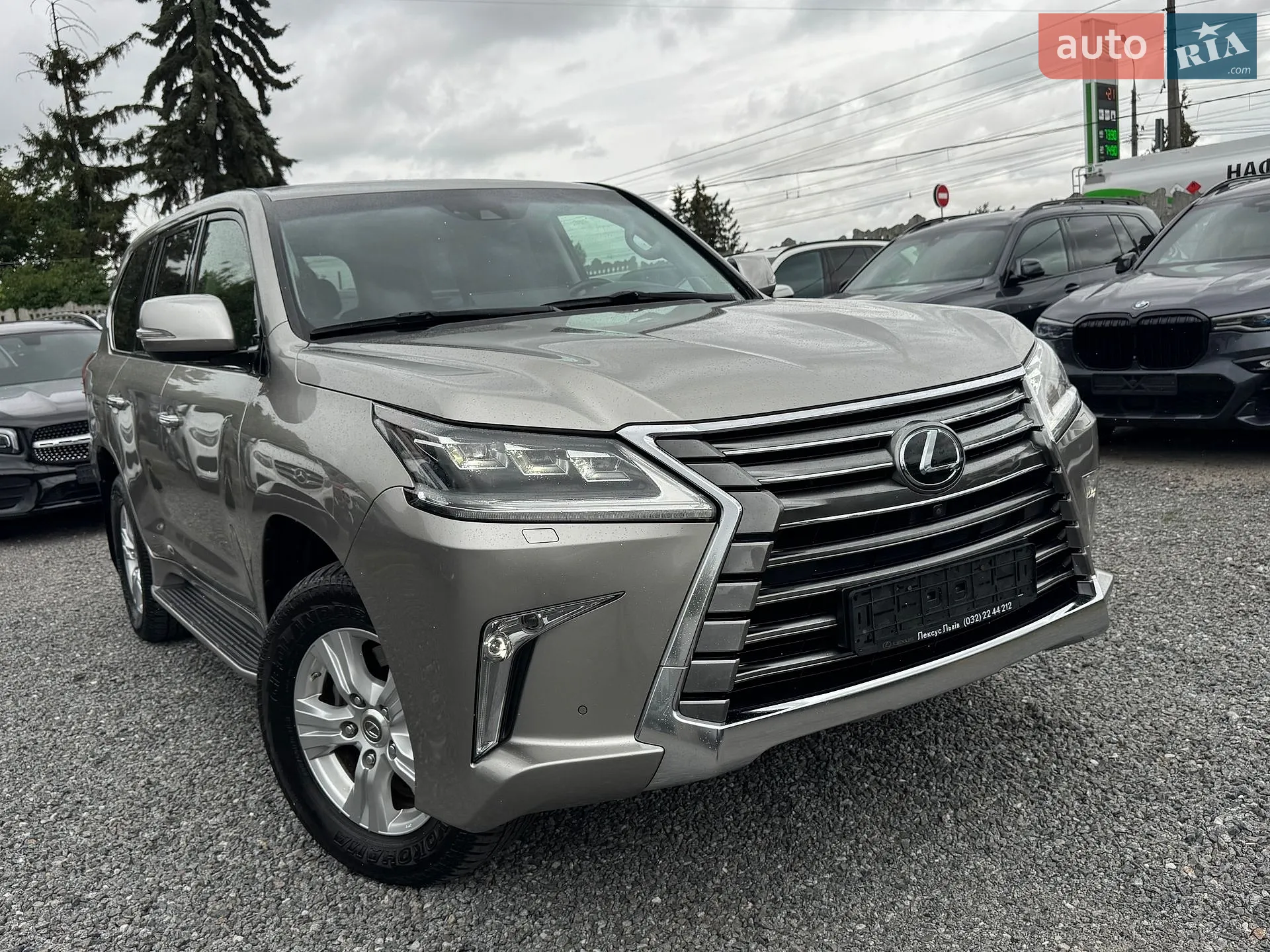 Lexus LX, 2017