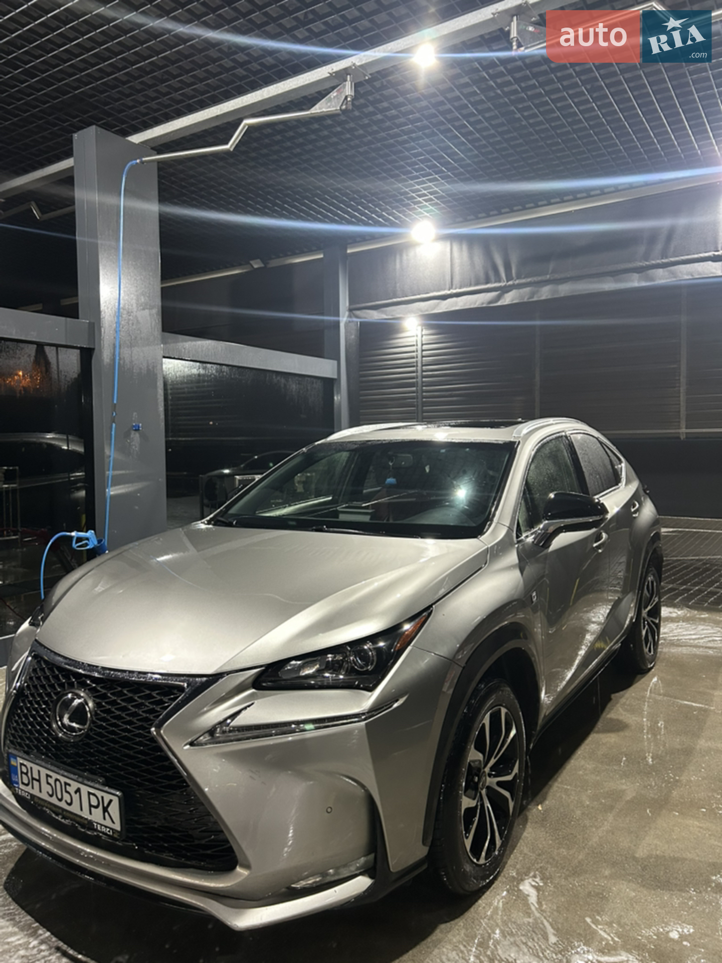 Lexus NX, 2017