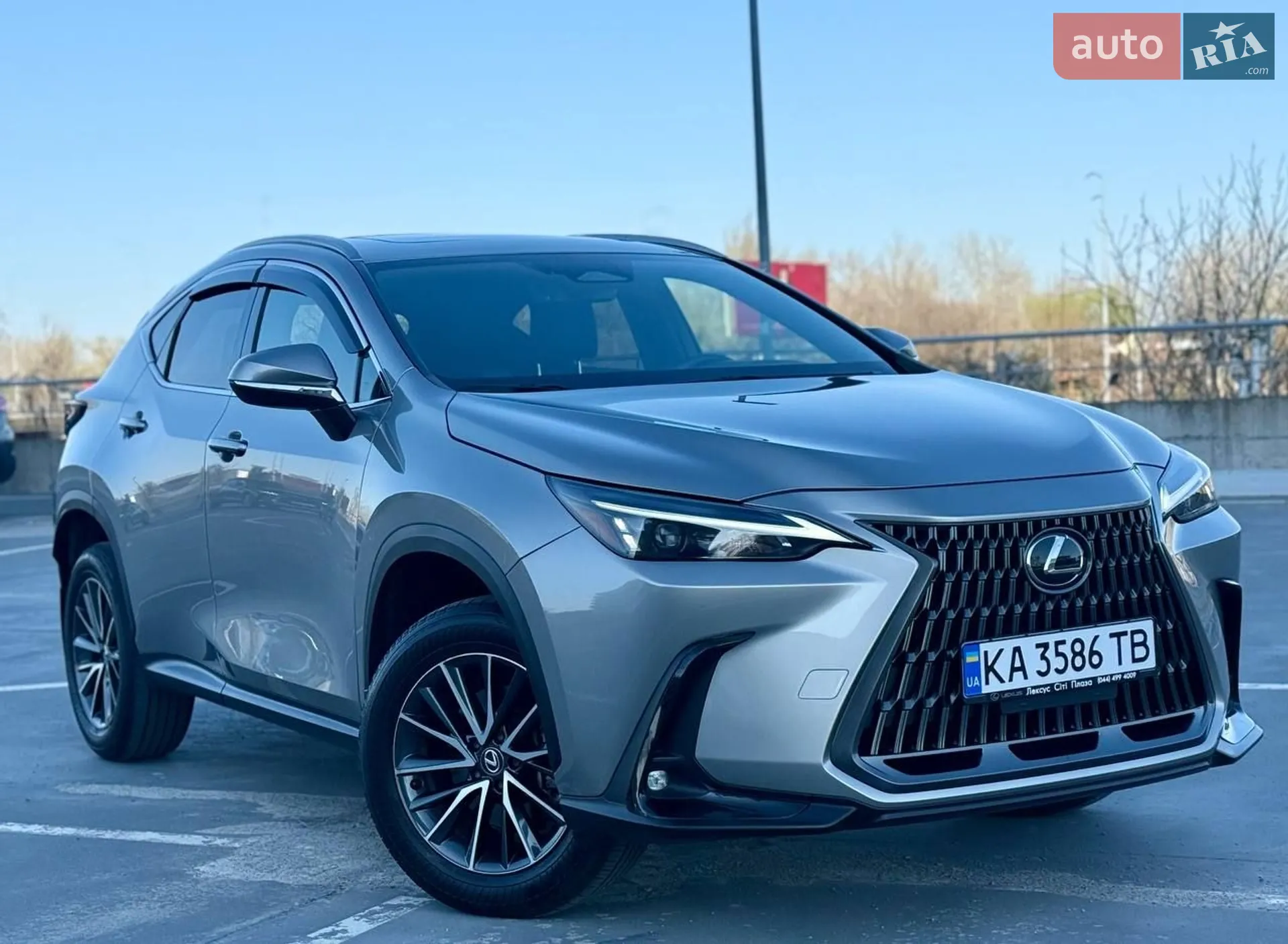 Lexus NX, 2023