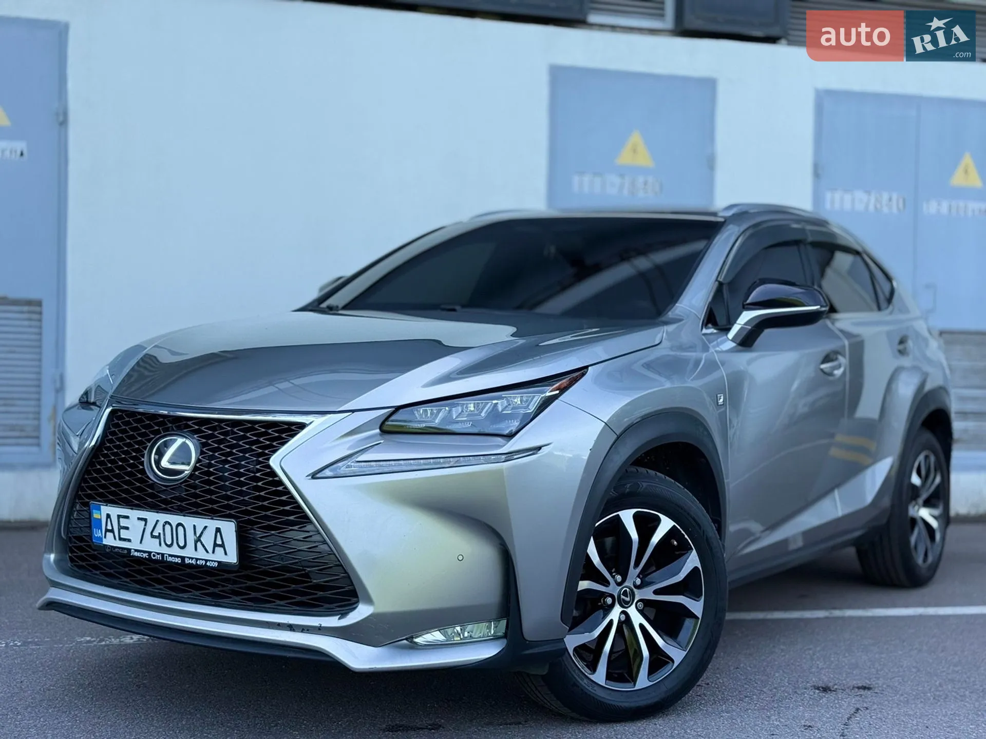 Lexus NX, 2015