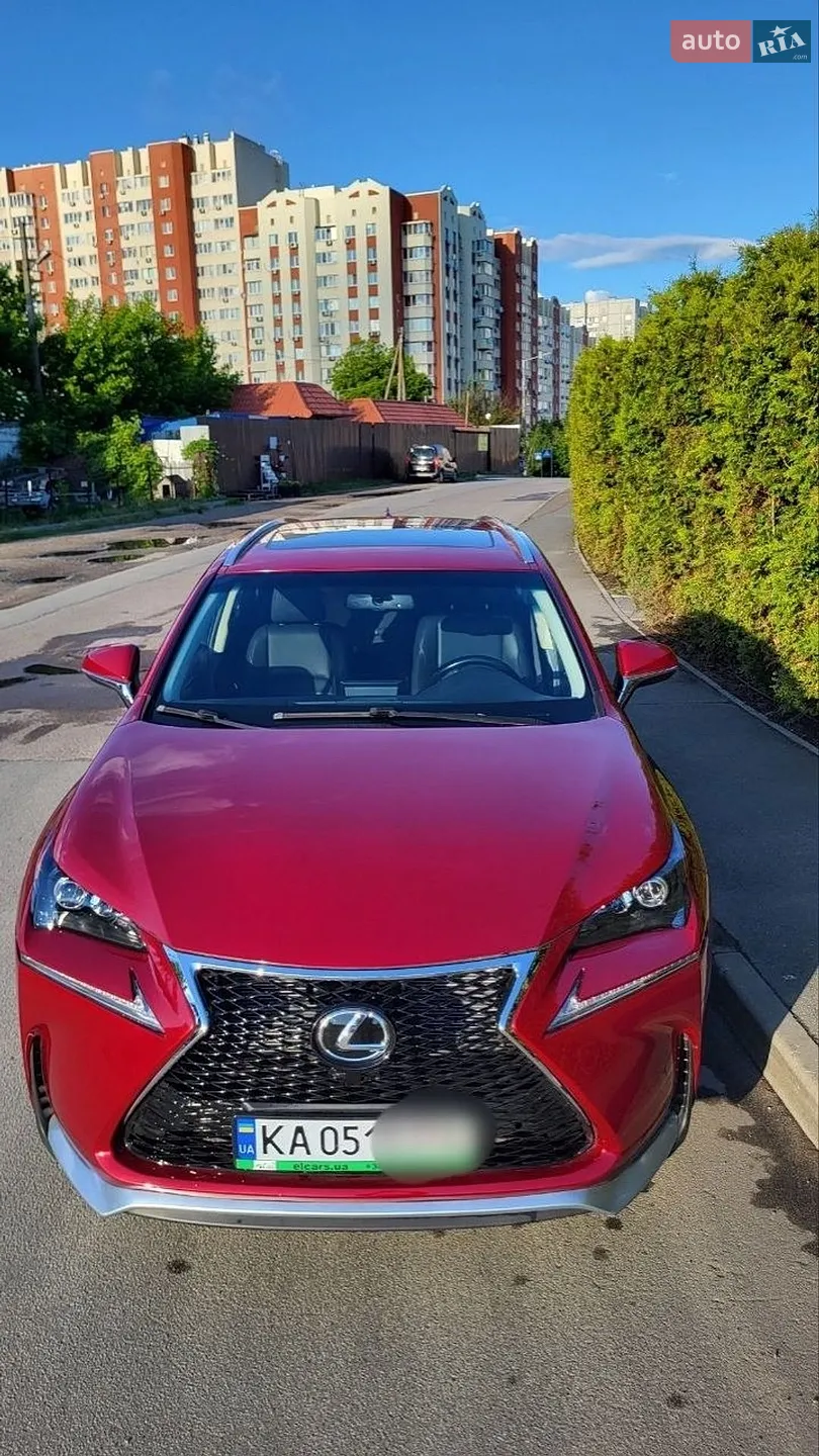 Lexus NX, 2016