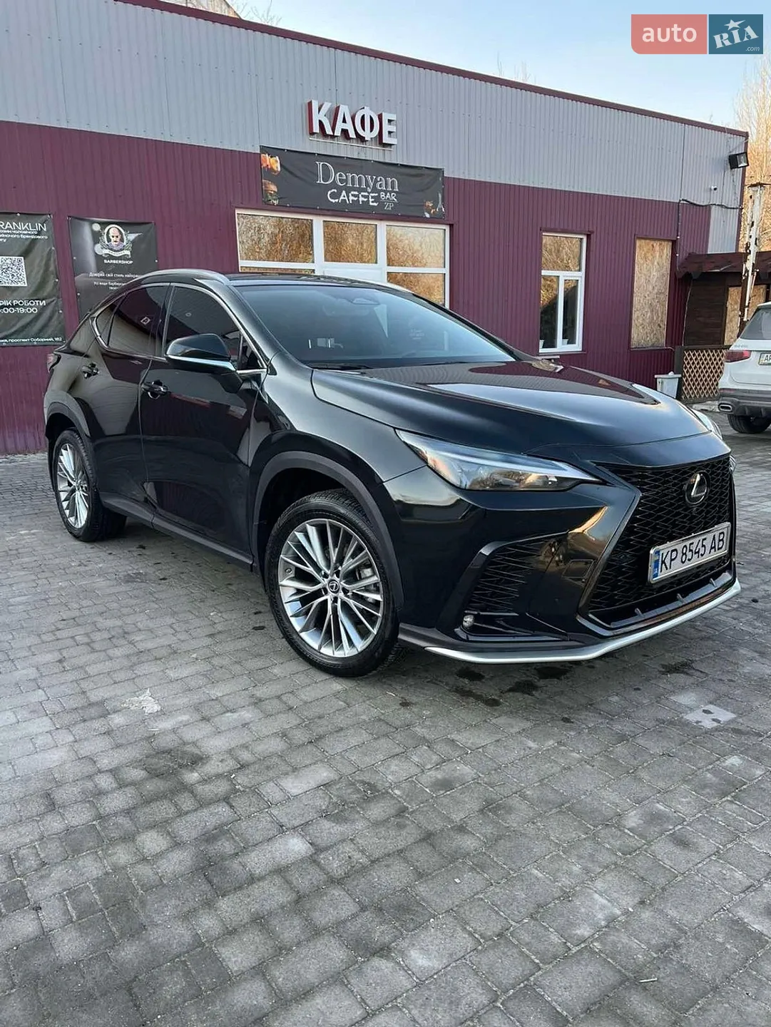 Lexus NX, 2023