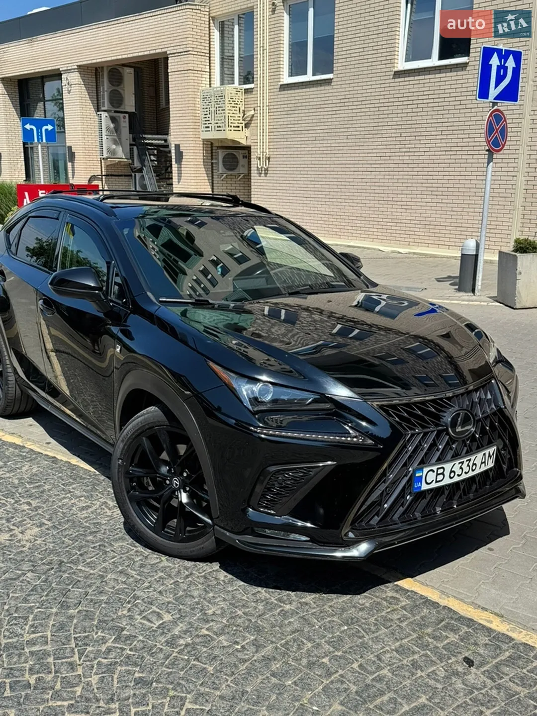 Lexus NX, 2018