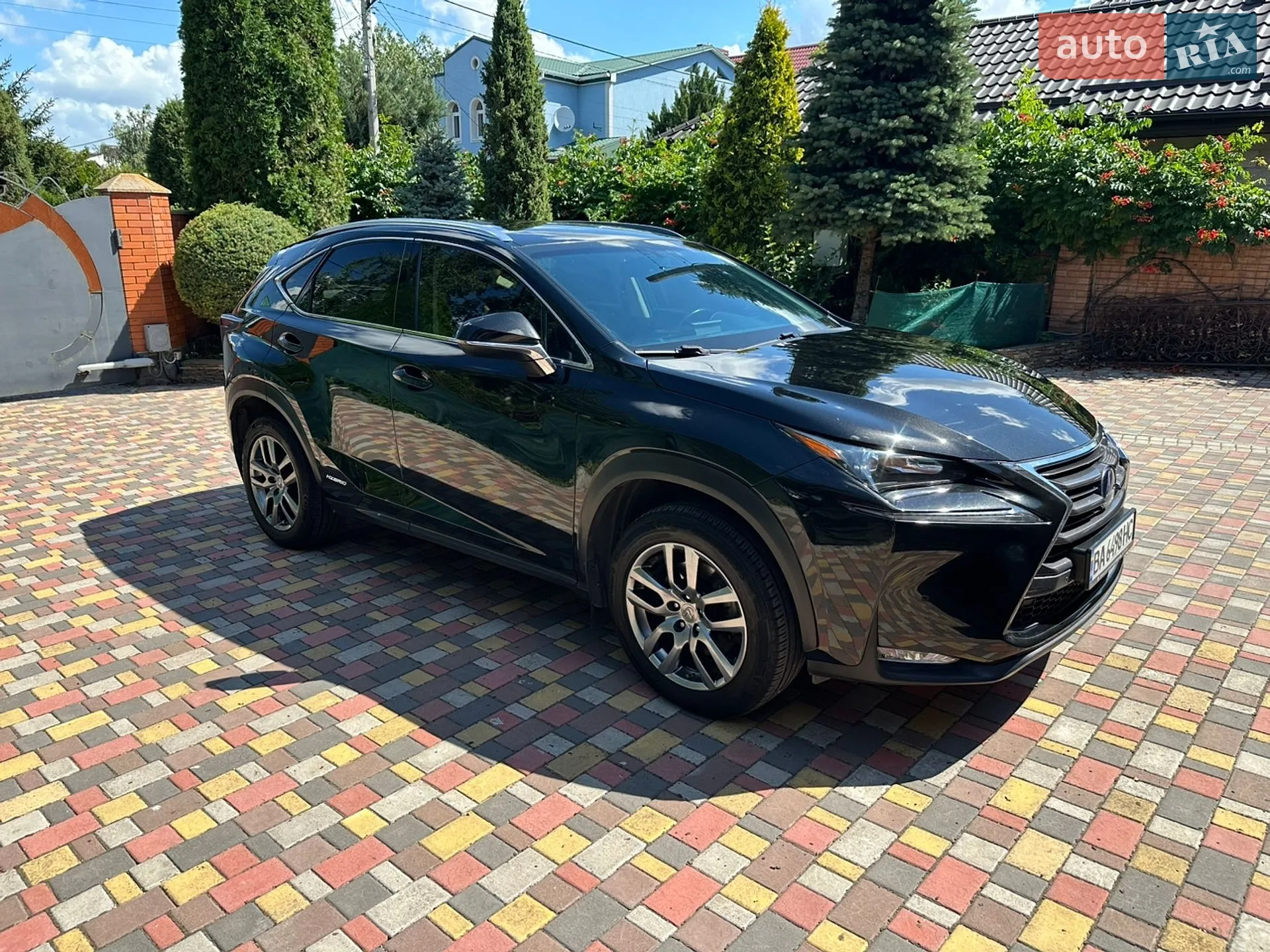 Lexus NX, 2014
