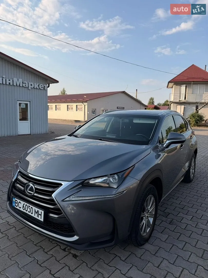 Lexus NX, 2015