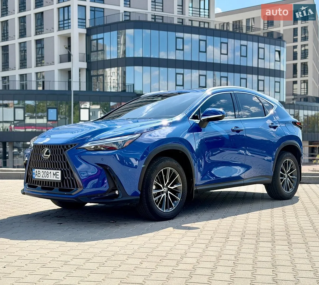 Lexus NX, 2023