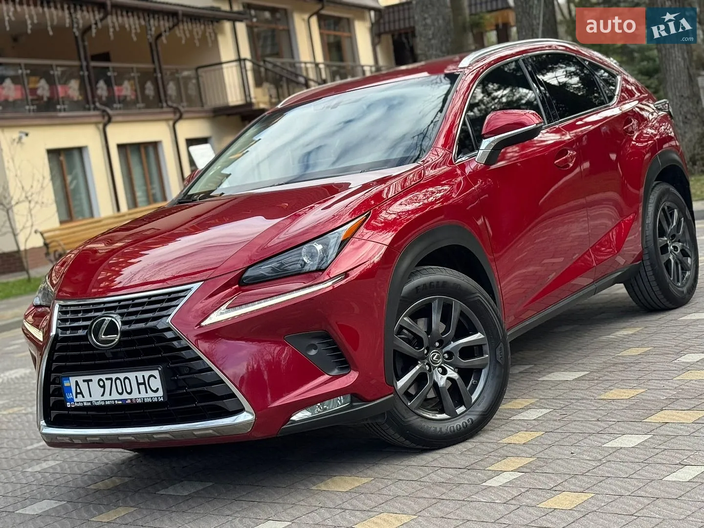 Lexus NX, 2018