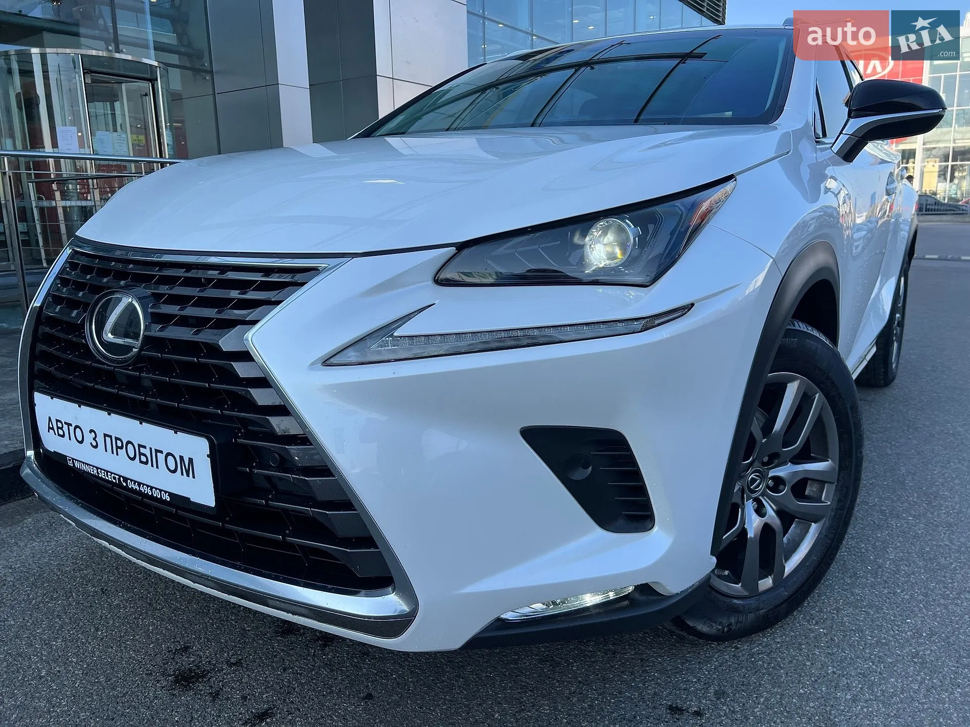 Lexus NX, 2018