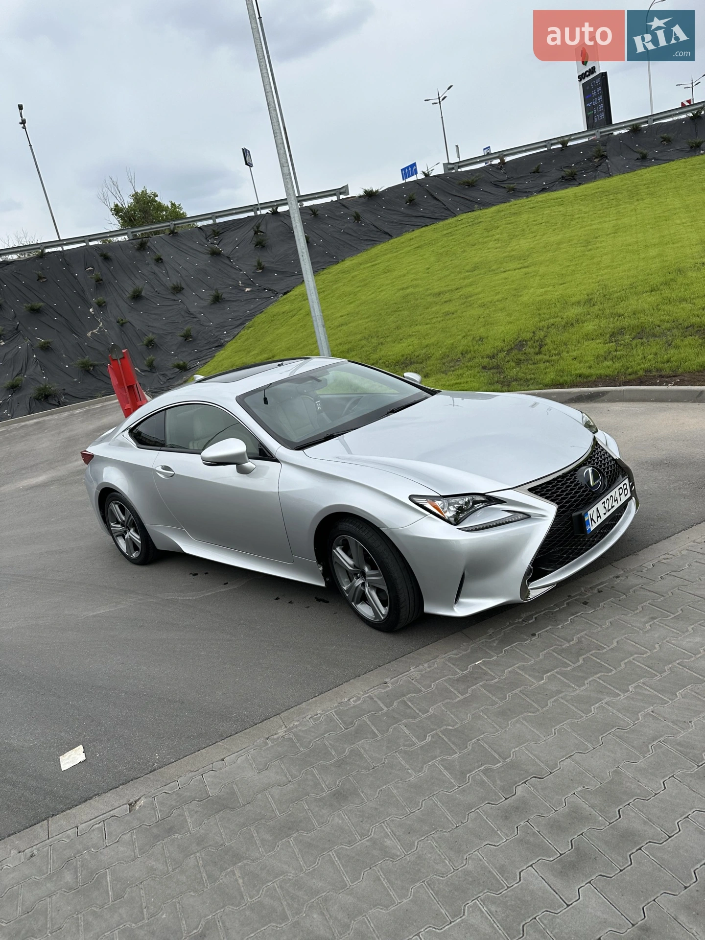 Lexus RC, 2016