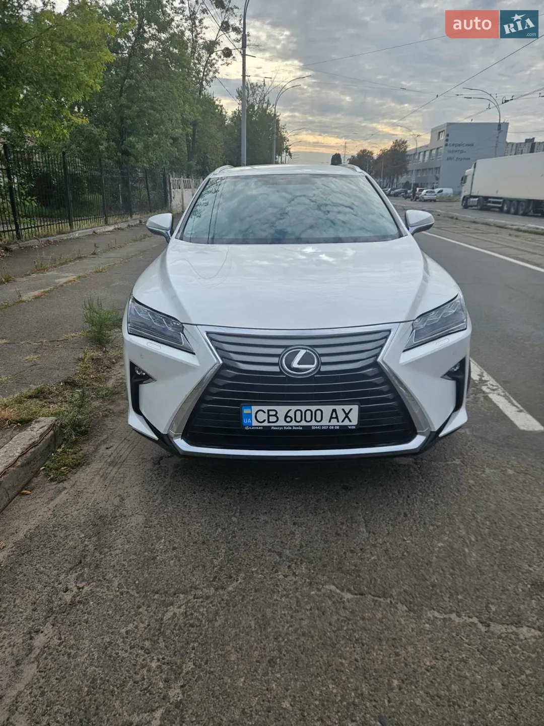 Lexus RX, 2016