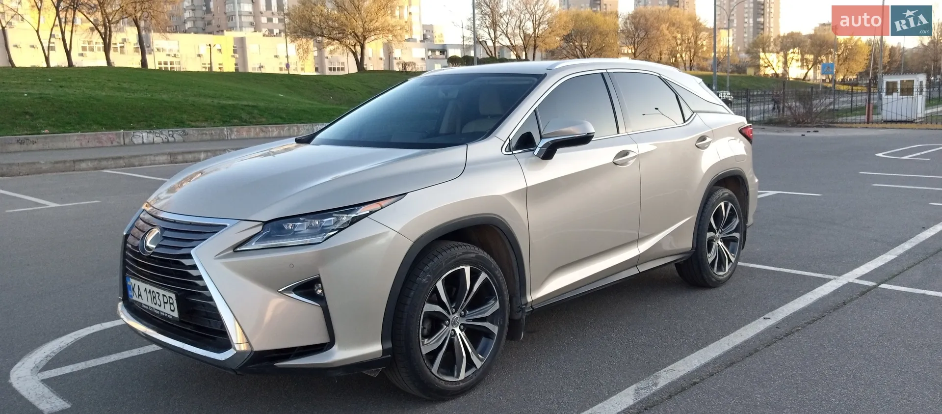 Lexus RX, 2016