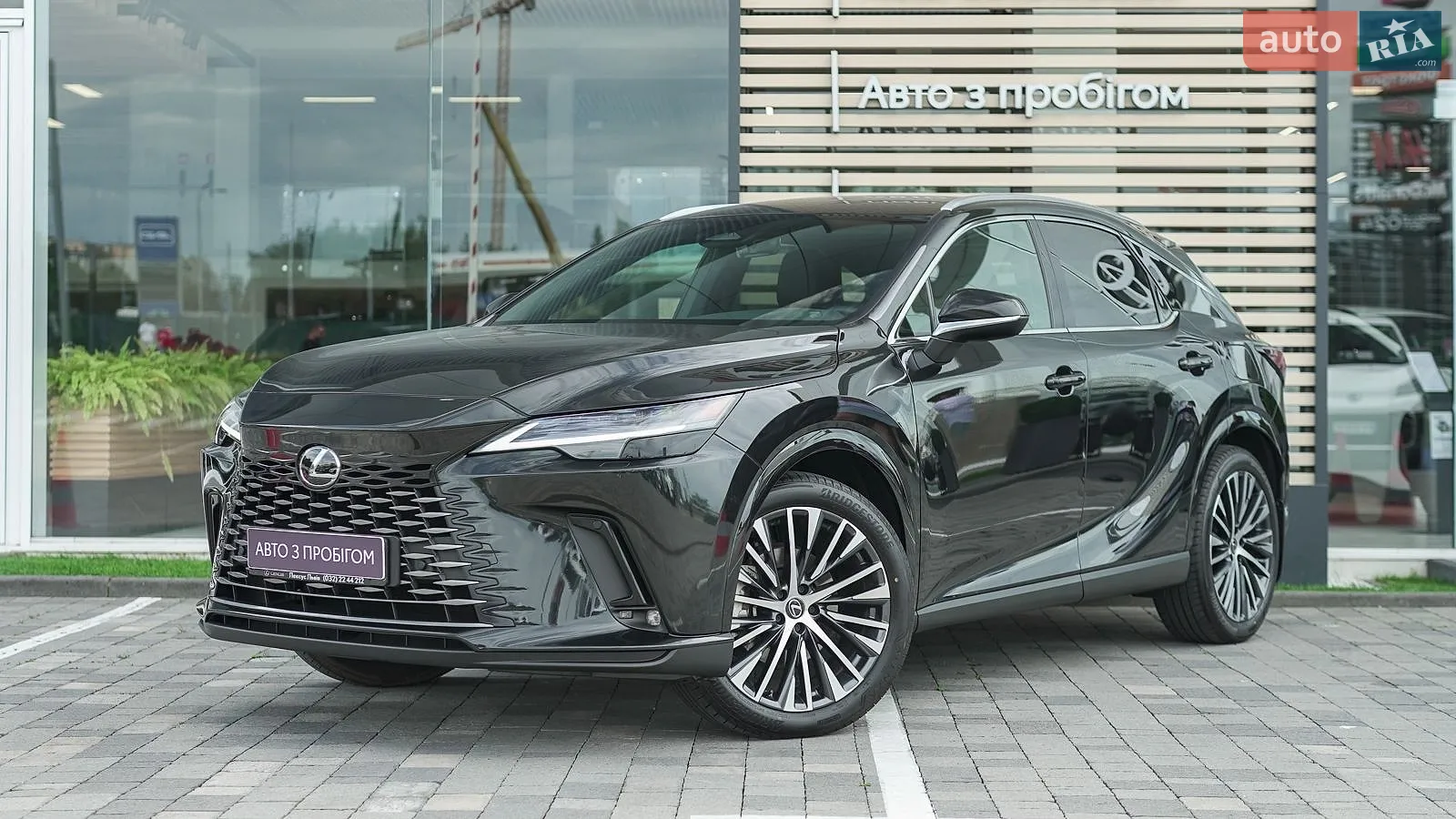 Lexus RX, 2025