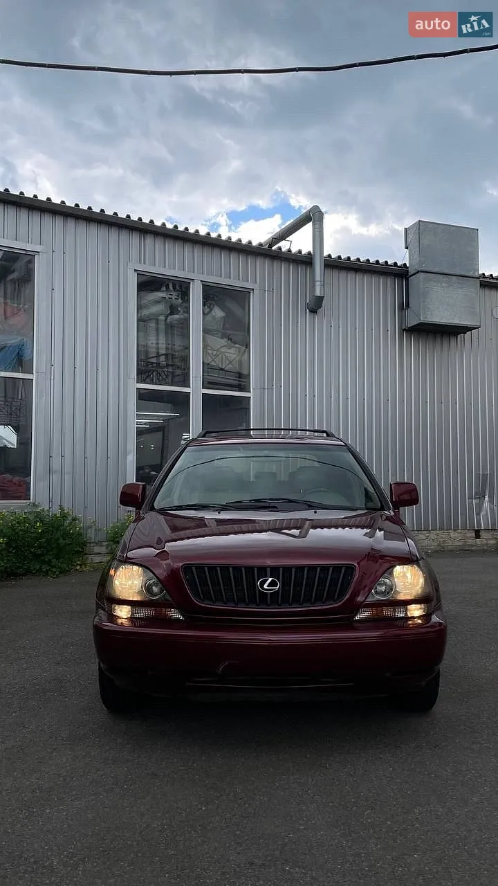 Lexus RX, 2001