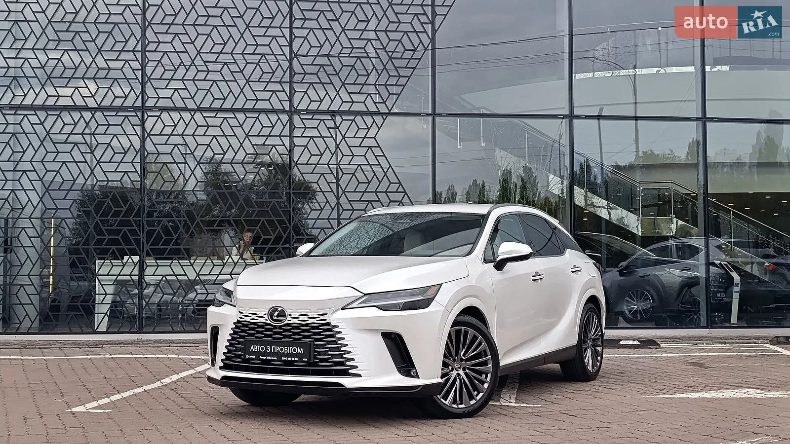 Lexus RX, 2025