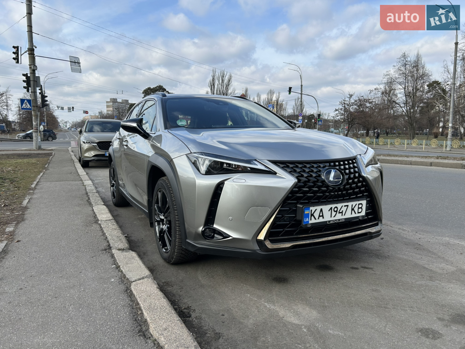 Lexus UX, 2020