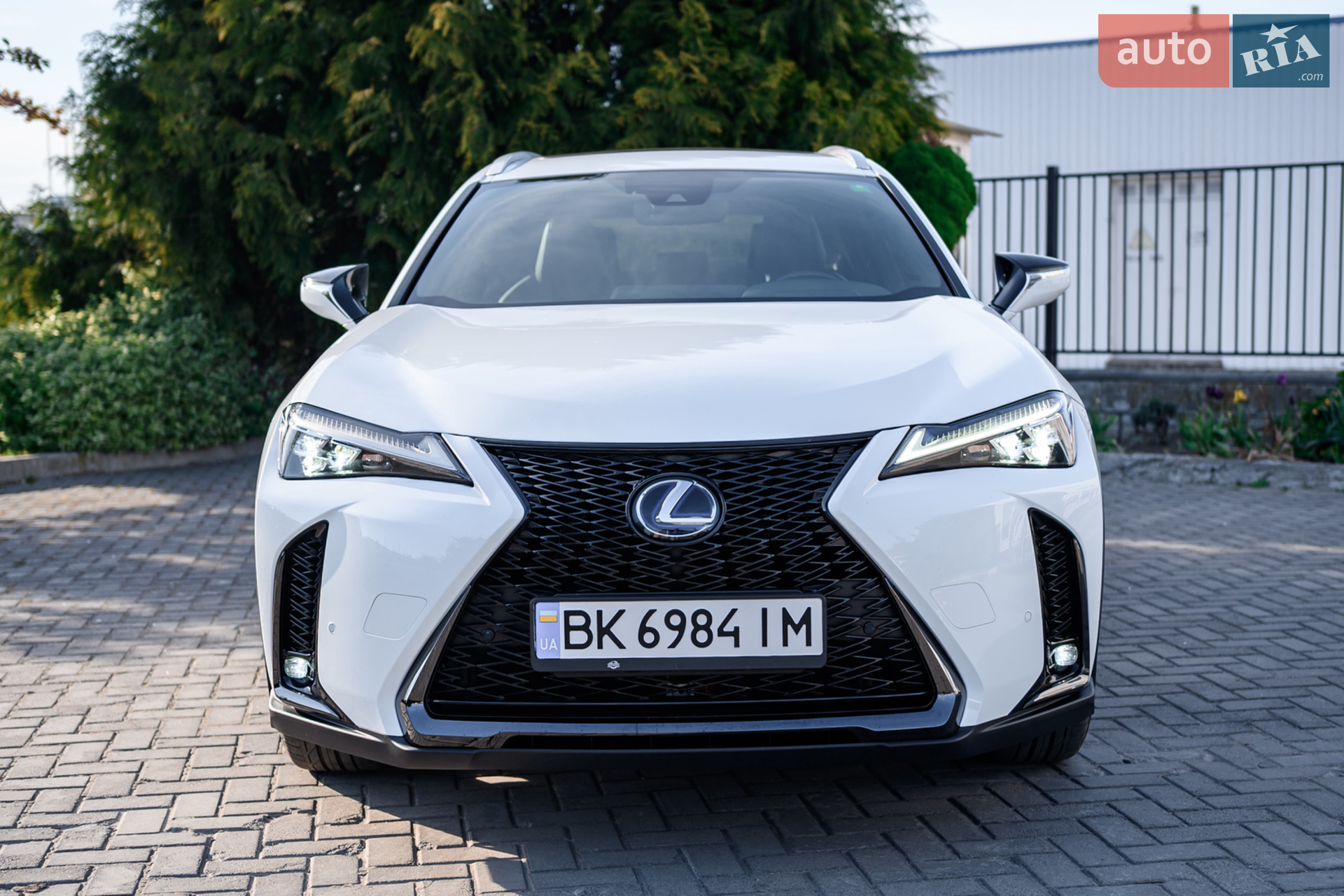Lexus UX, 2019