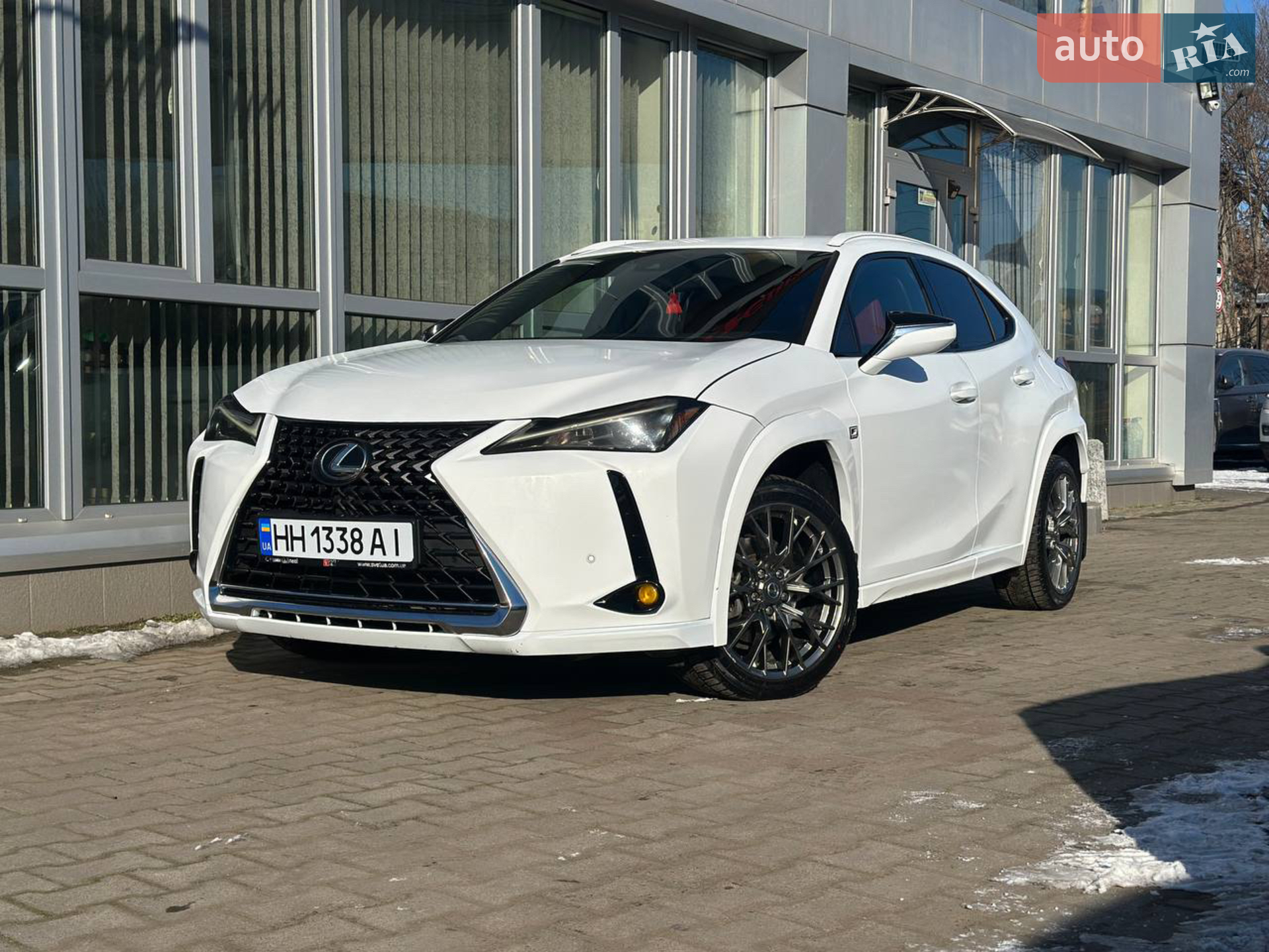 Lexus UX, 2019