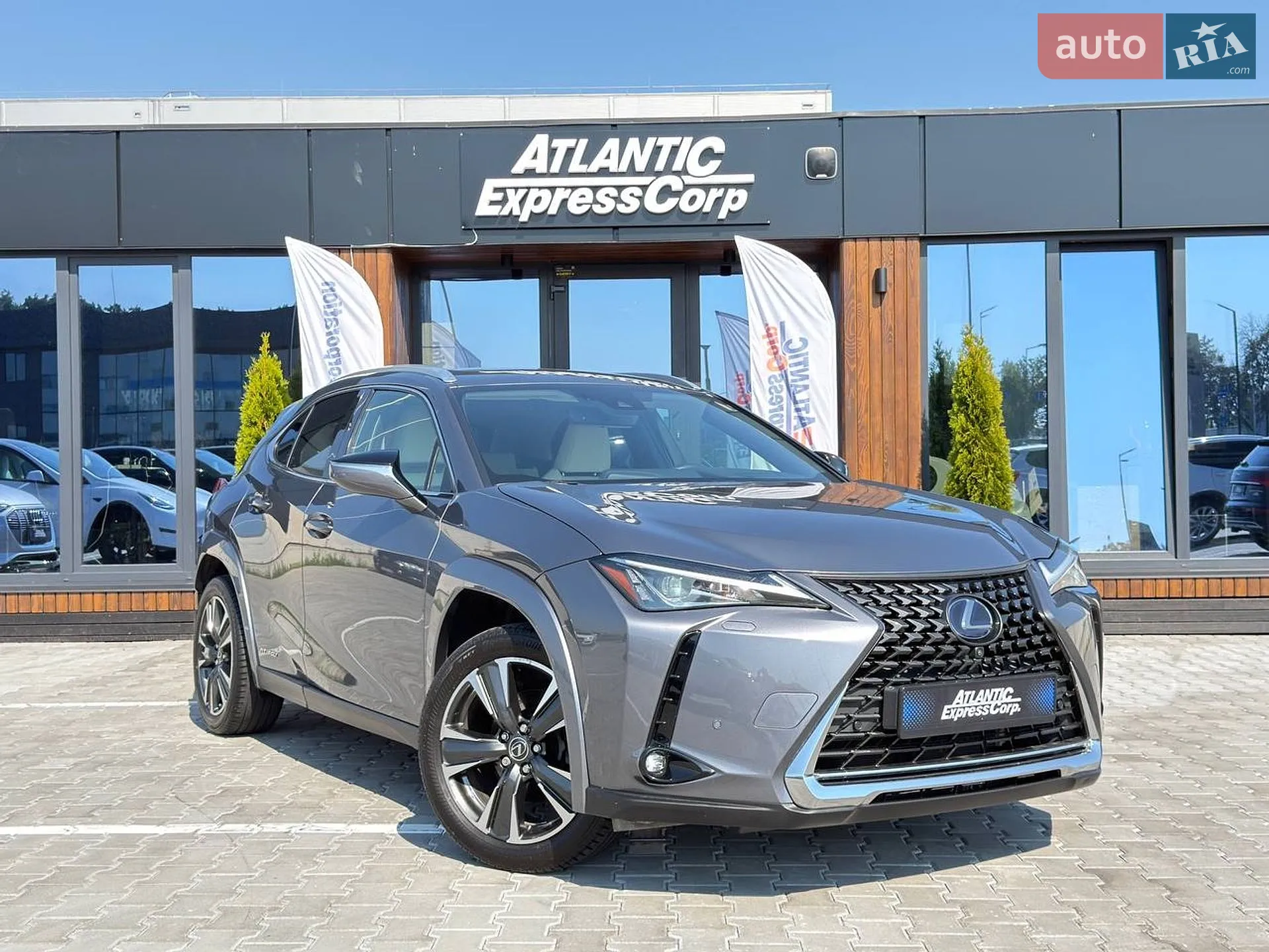 Lexus UX, 2019