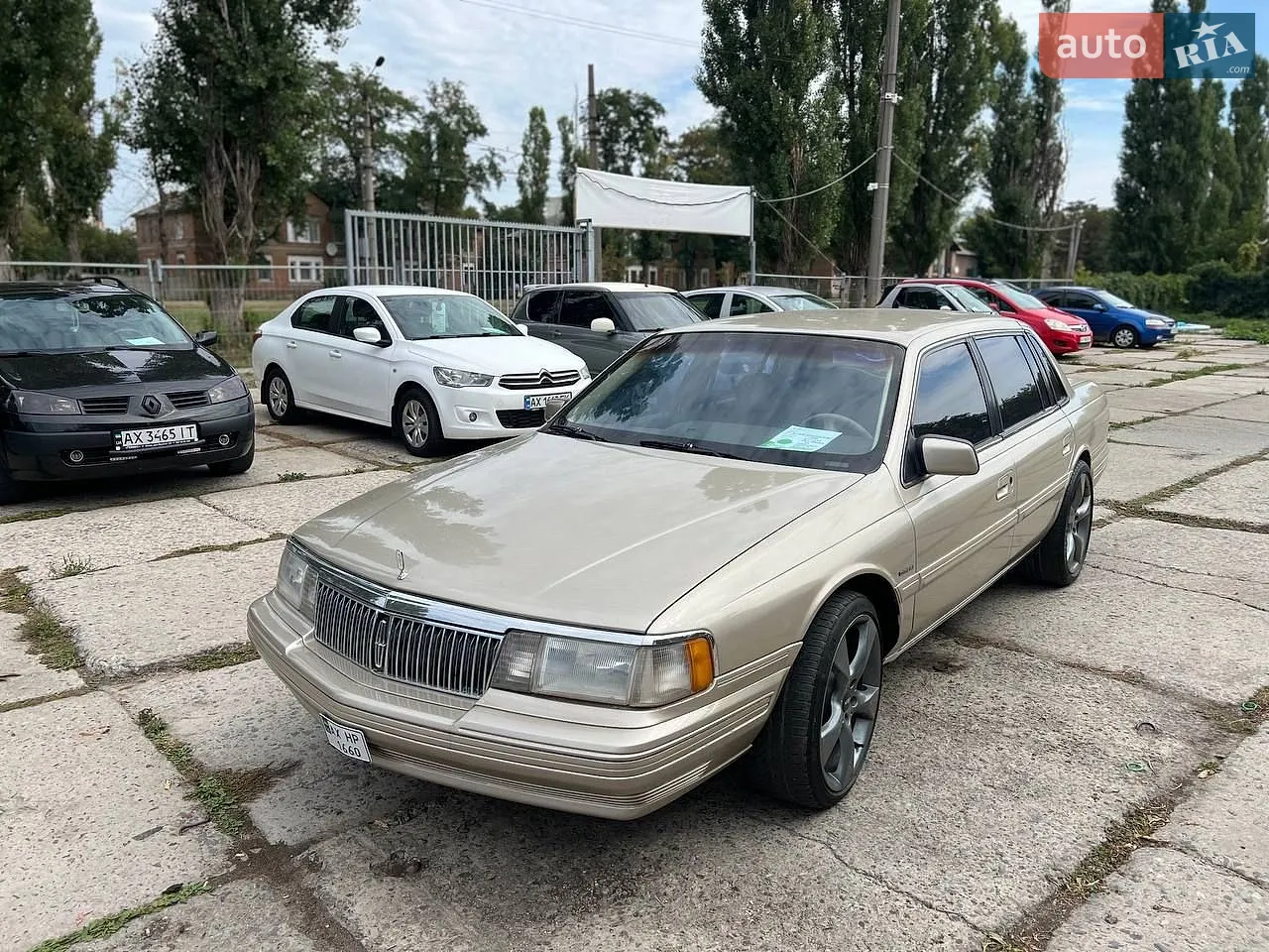Lincoln Continental, 1990