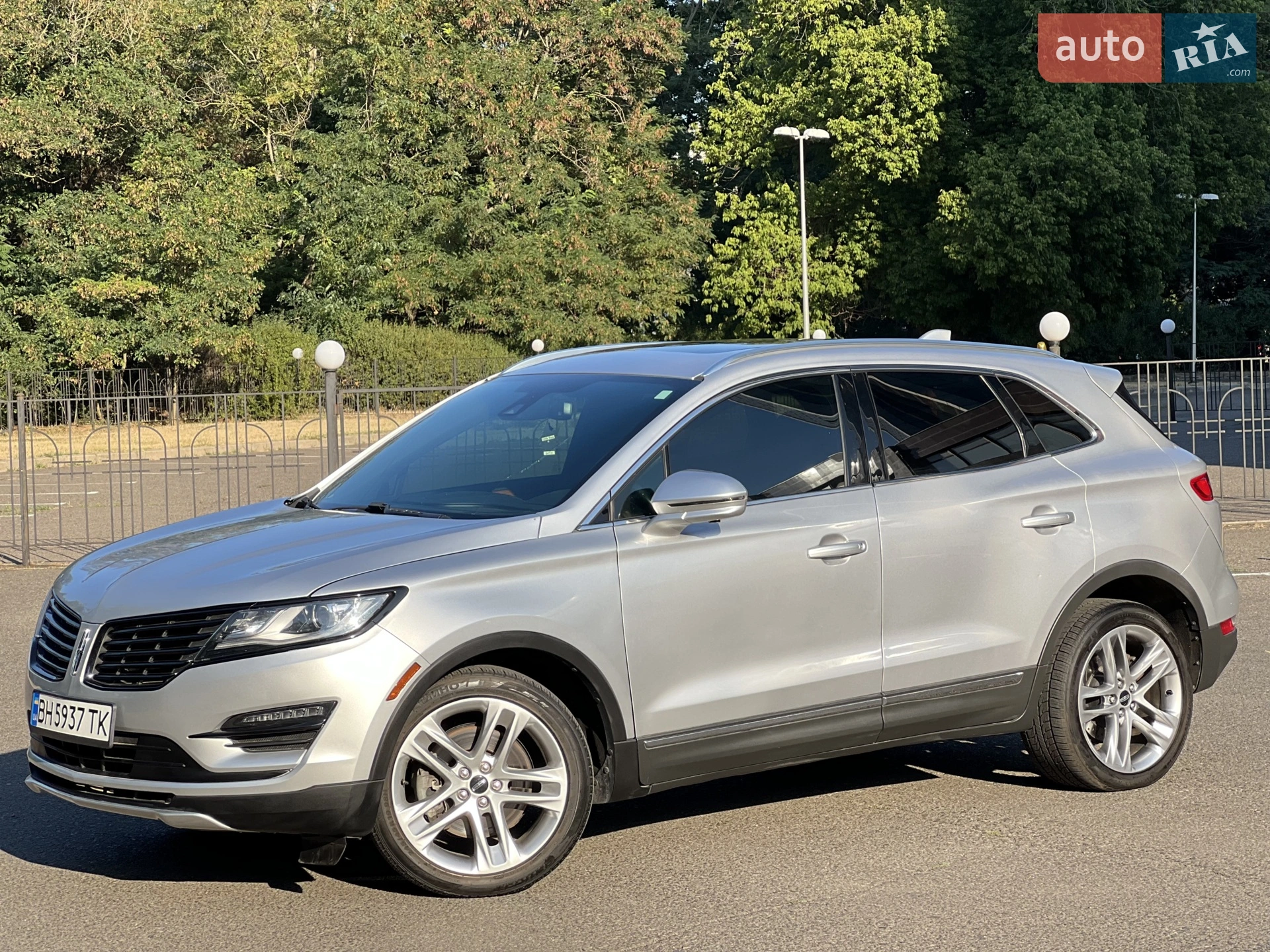 Lincoln MKC, 2015