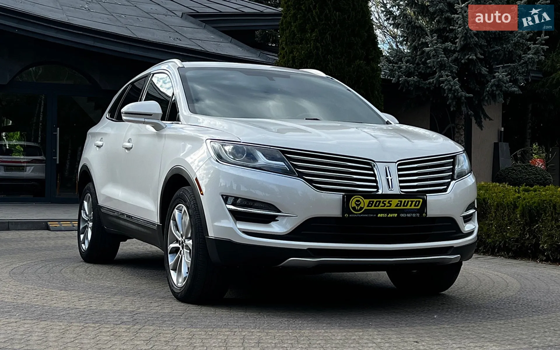 Lincoln MKC, 2016